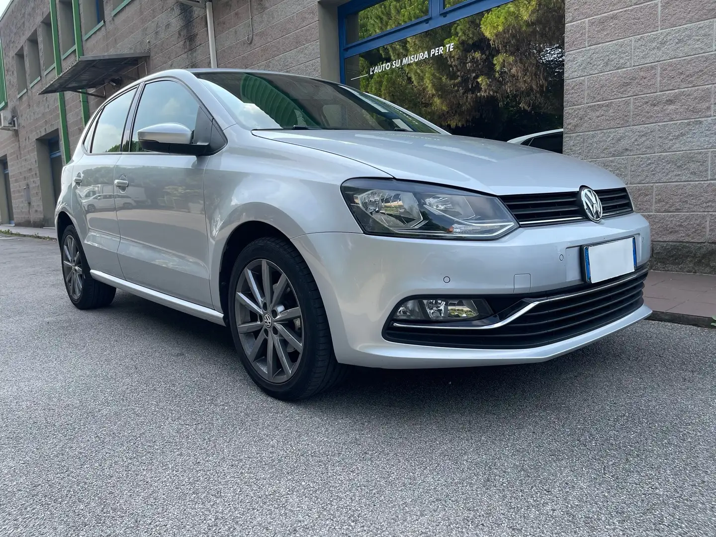 Volkswagen Polo 1.4 TDI 90CV DSG UNIPROPRIETARIO EURO 6 Gris - 1