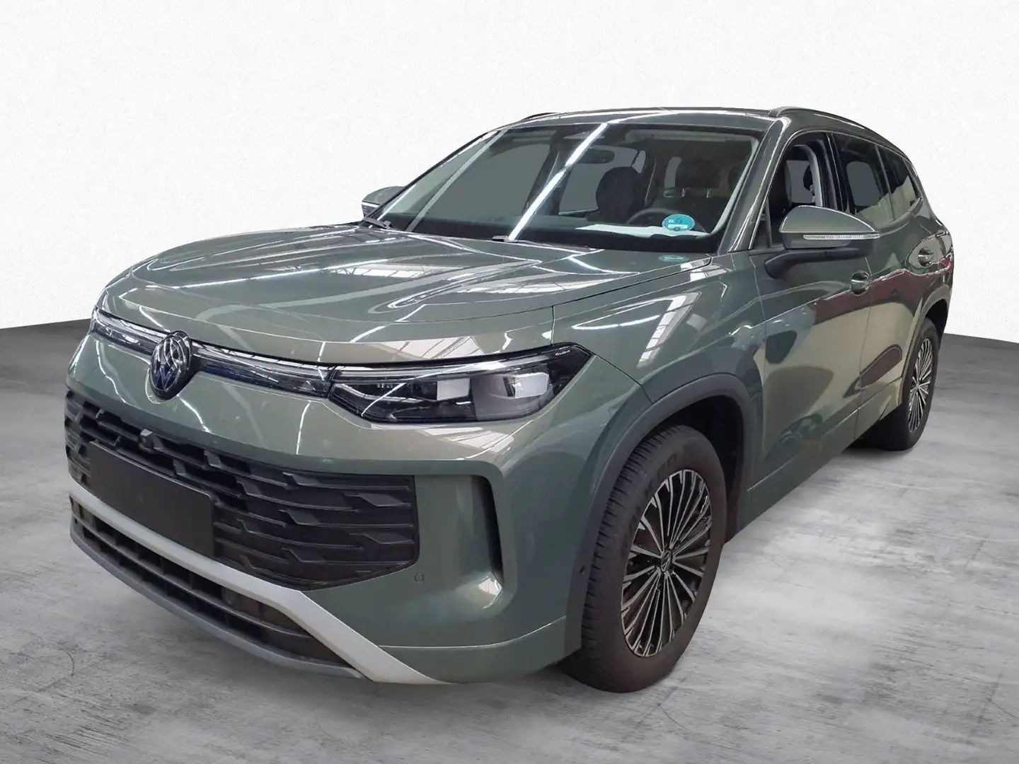 Volkswagen Tayron 1.5 eTSI DSG Life AHK 7-Sitz 360° Matrix Grün - 2