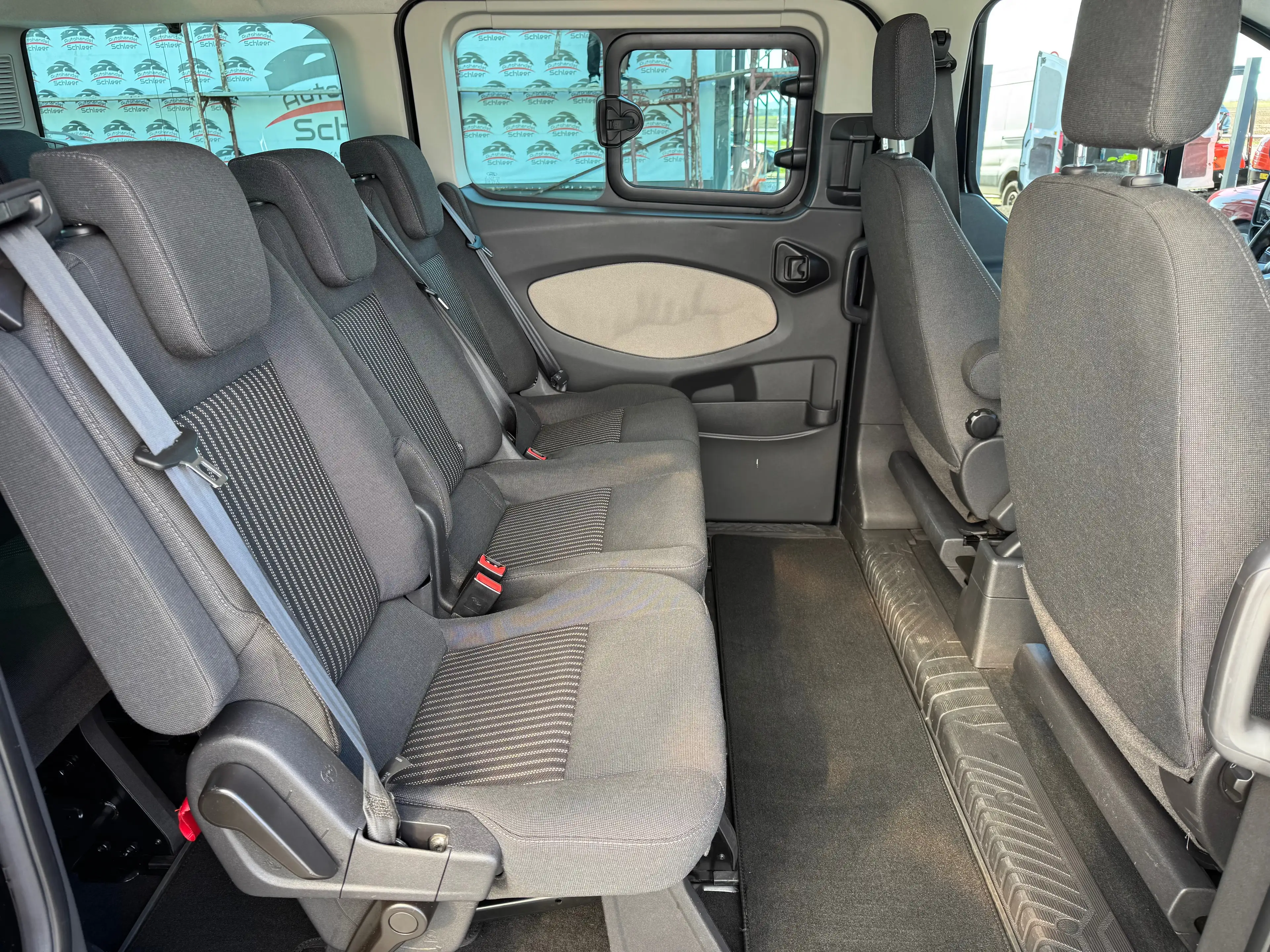 Nissan X-Trail Tekna 4x4 — photo 15