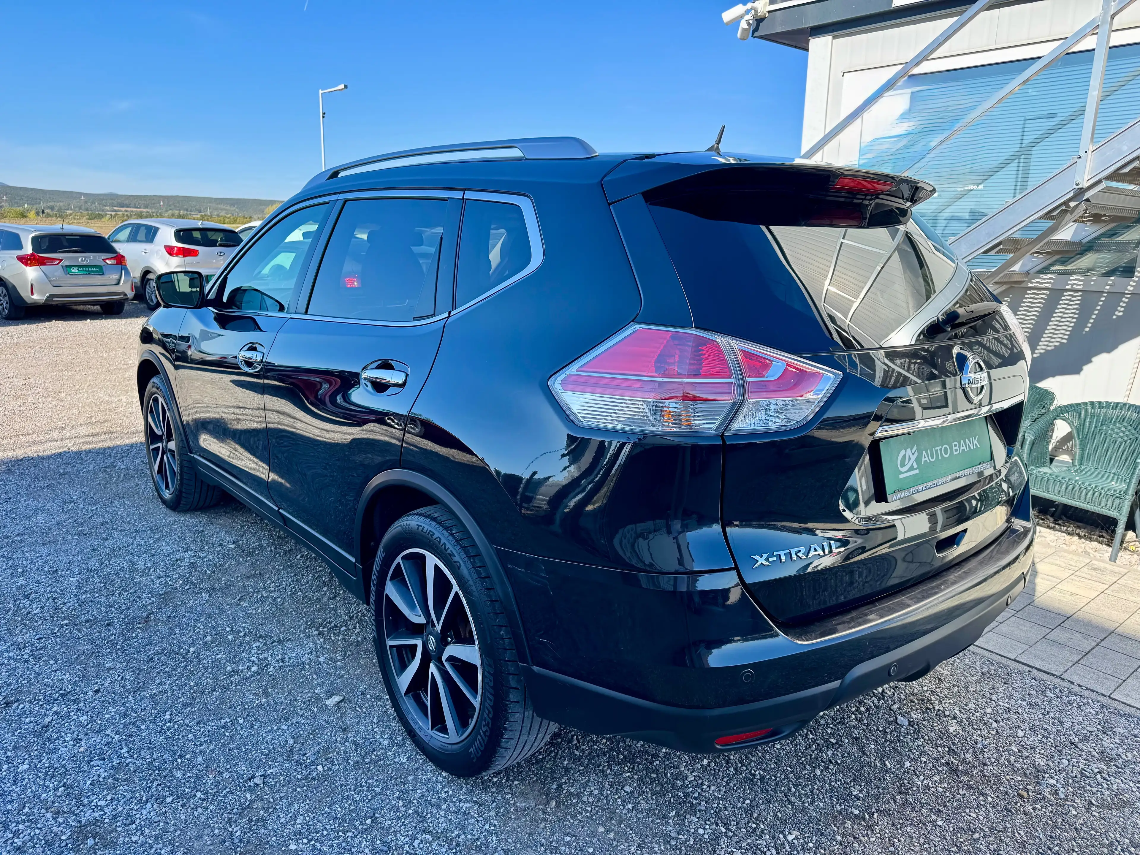 Nissan X-Trail Tekna 4x4 — photo 3