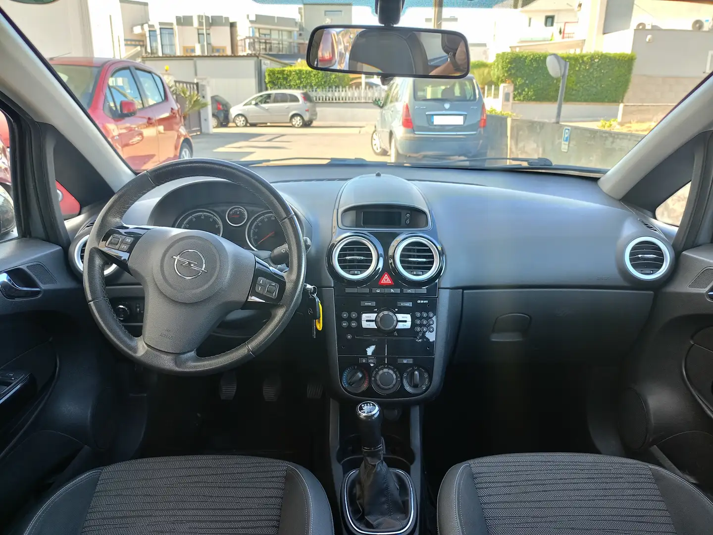 Opel Corsa Corsa IV 2010 5p 1.2 Edition GPL 85cv Argento - 2