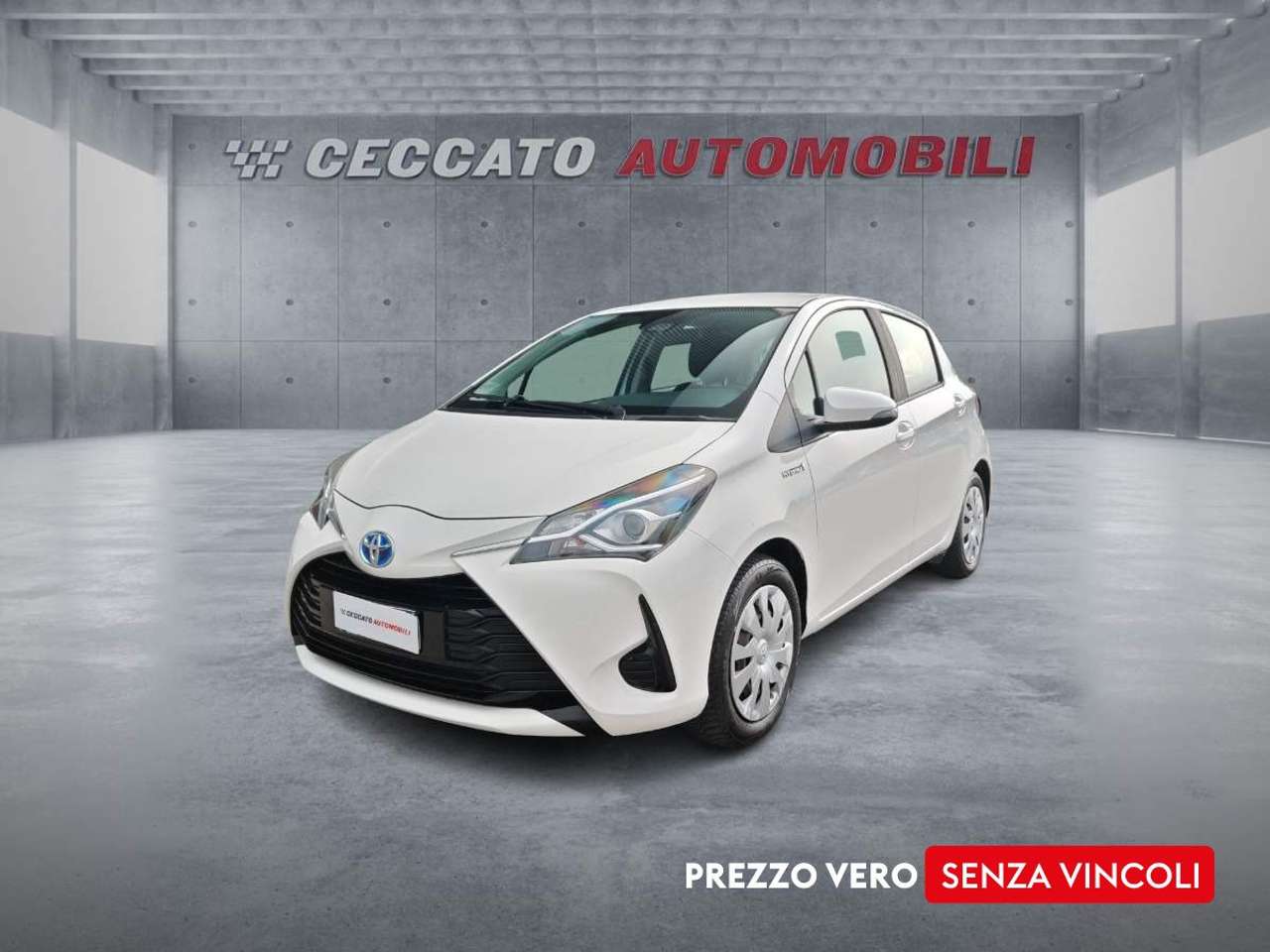 Toyota Yaris Yaris 5p 1.5h Cool my18