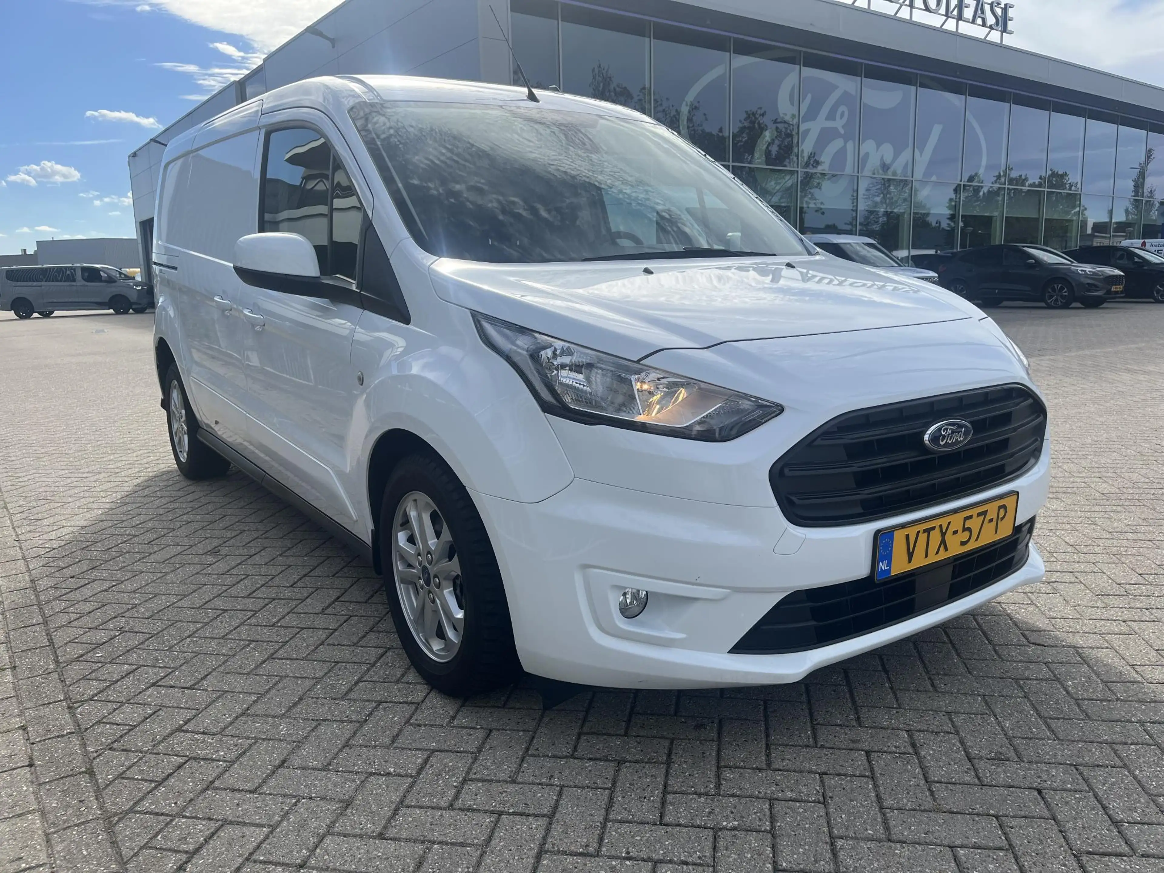 Ford Transit Connect 1.5 EcoBlue L2 Limited | Achteruitrijdcamera | All — photo 3