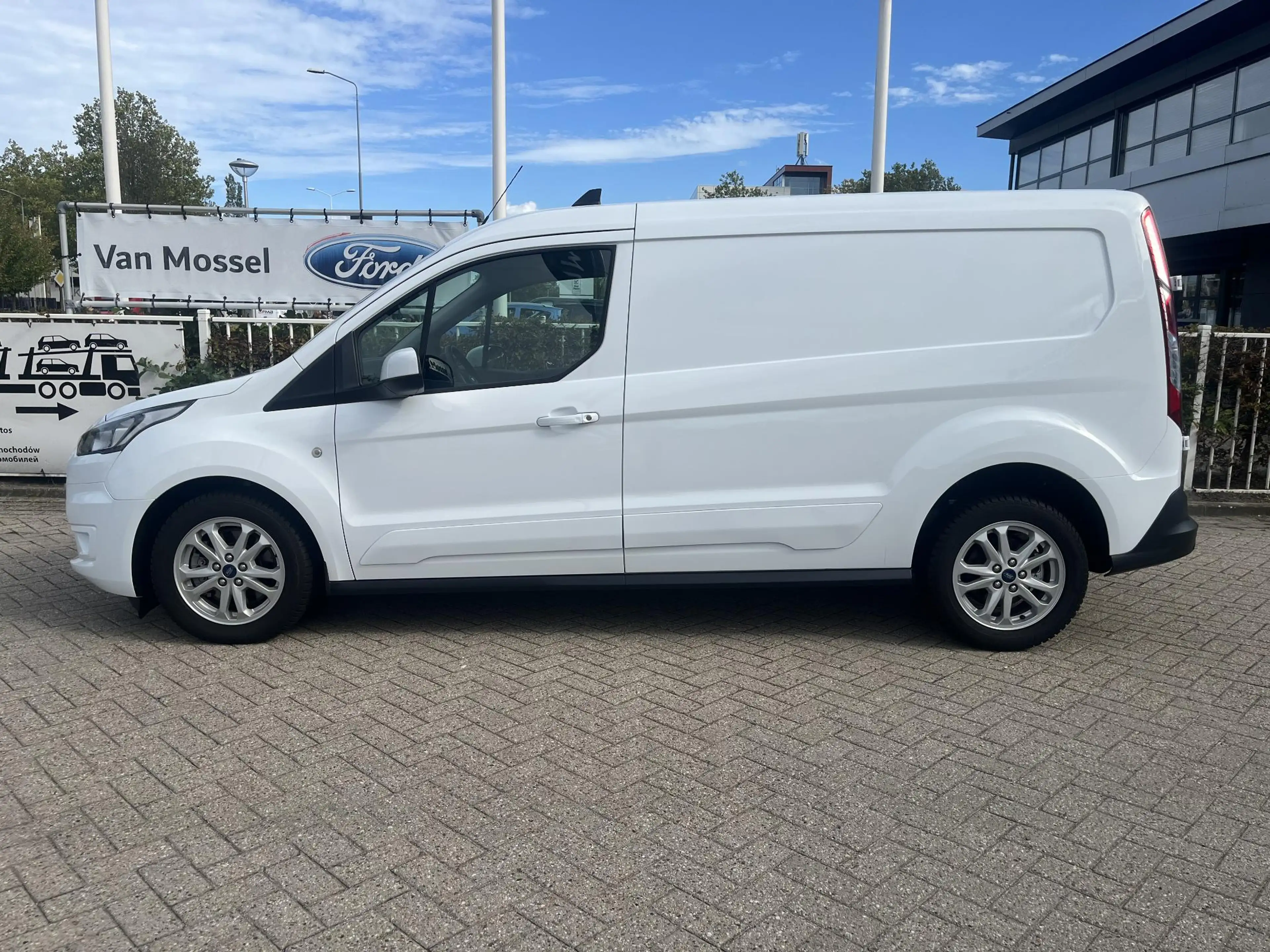 Ford Transit Connect 1.5 EcoBlue L2 Limited | Achteruitrijdcamera | All — photo 8