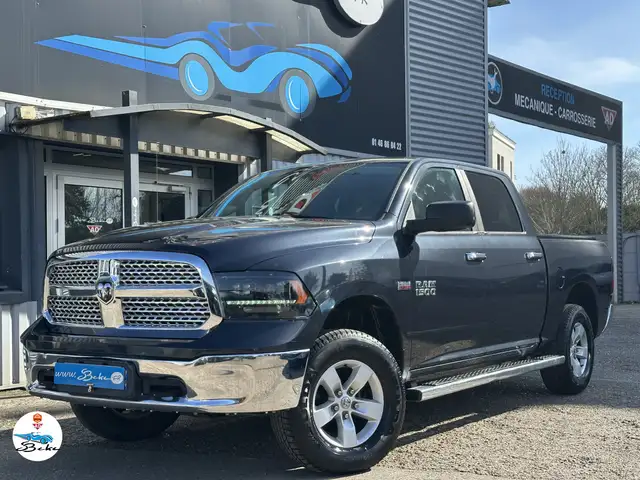 Dodge RAM DOUBLE CABINE 5.7 HEMI 395 BVA 4X4 4 PLACES PAS MALUS PAS ECOTAXE