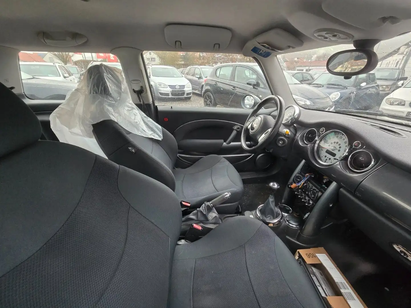MINI One 1.6 Klima 2xFuZv el.Fh Eu4 Schwarz - 2