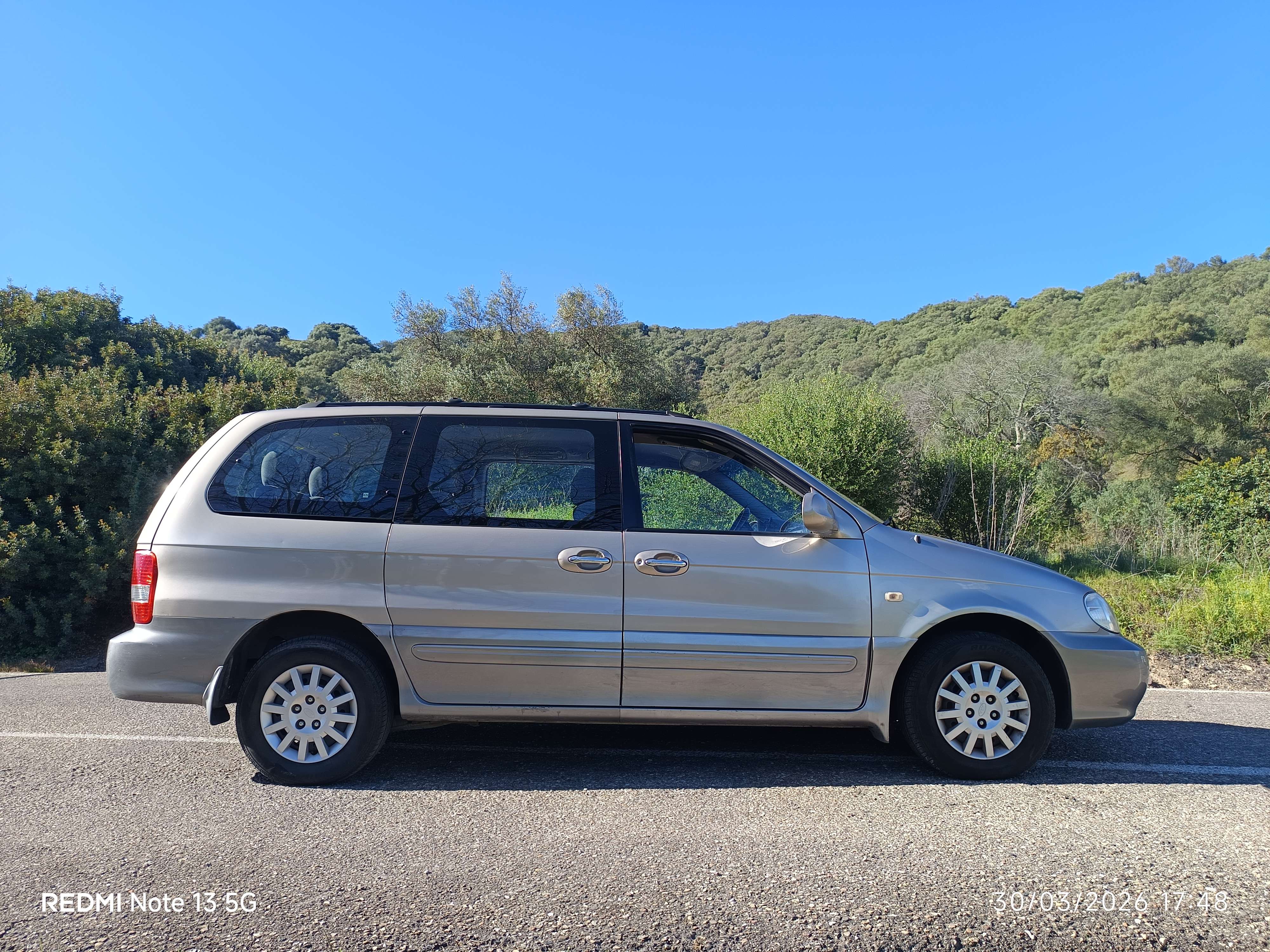 Kia Carnival Carnival 2.9CRDI EX EX - foto 1