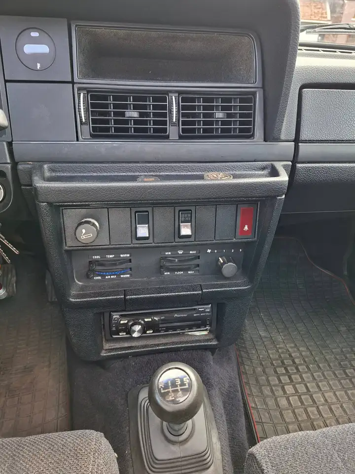 Volvo 240 GLD, foto 2