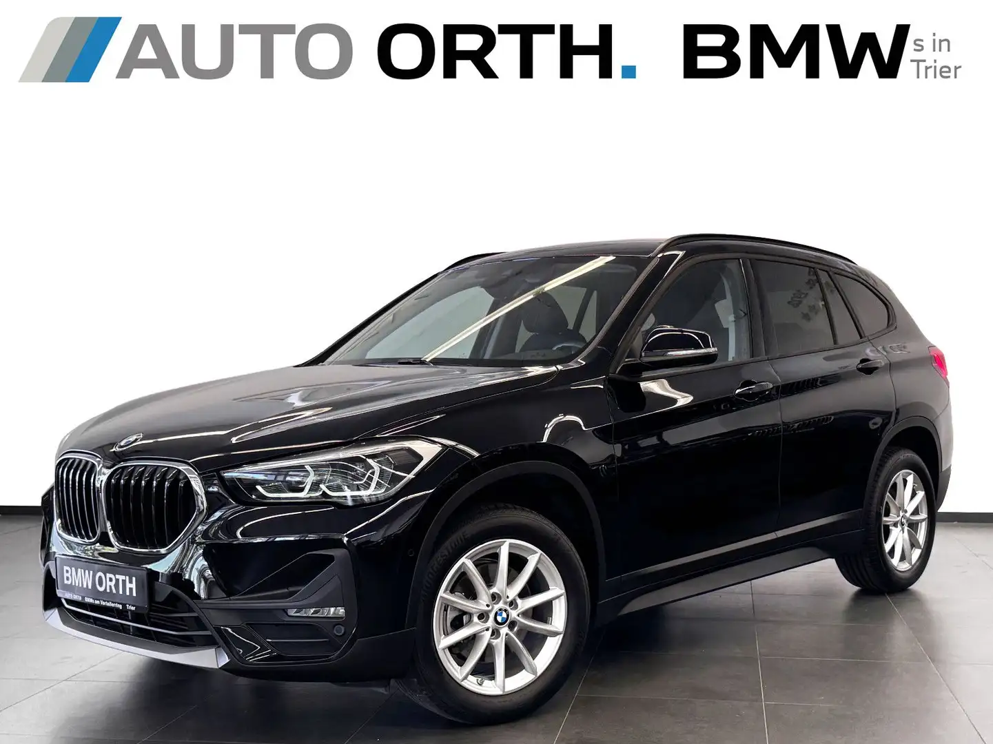 BMW X1 sDrive18i AUT. NAVI LED PARK.ASS SHZ DAB AHK Schwarz - 1