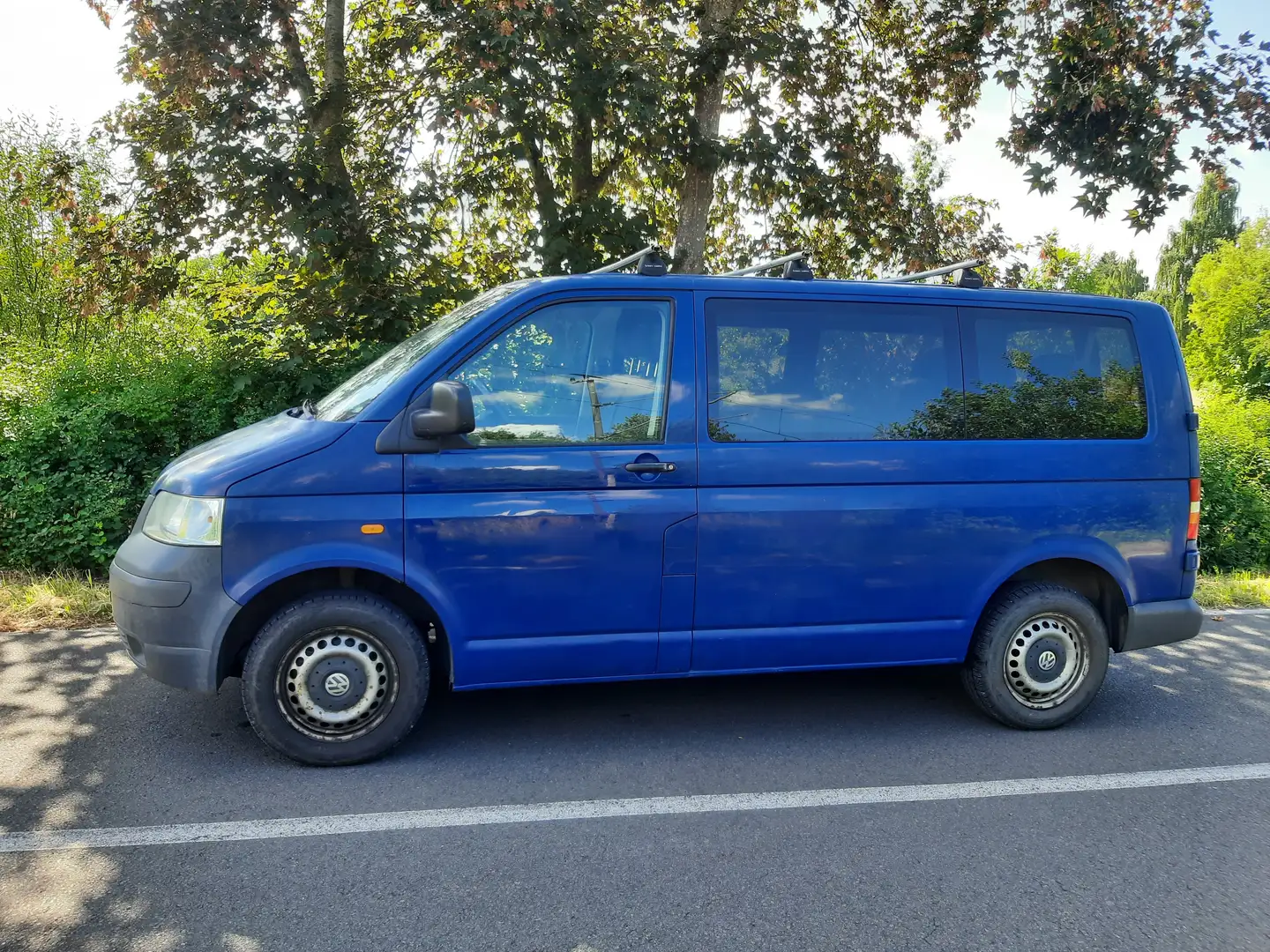 Volkswagen T5 Transporter Blau - 2