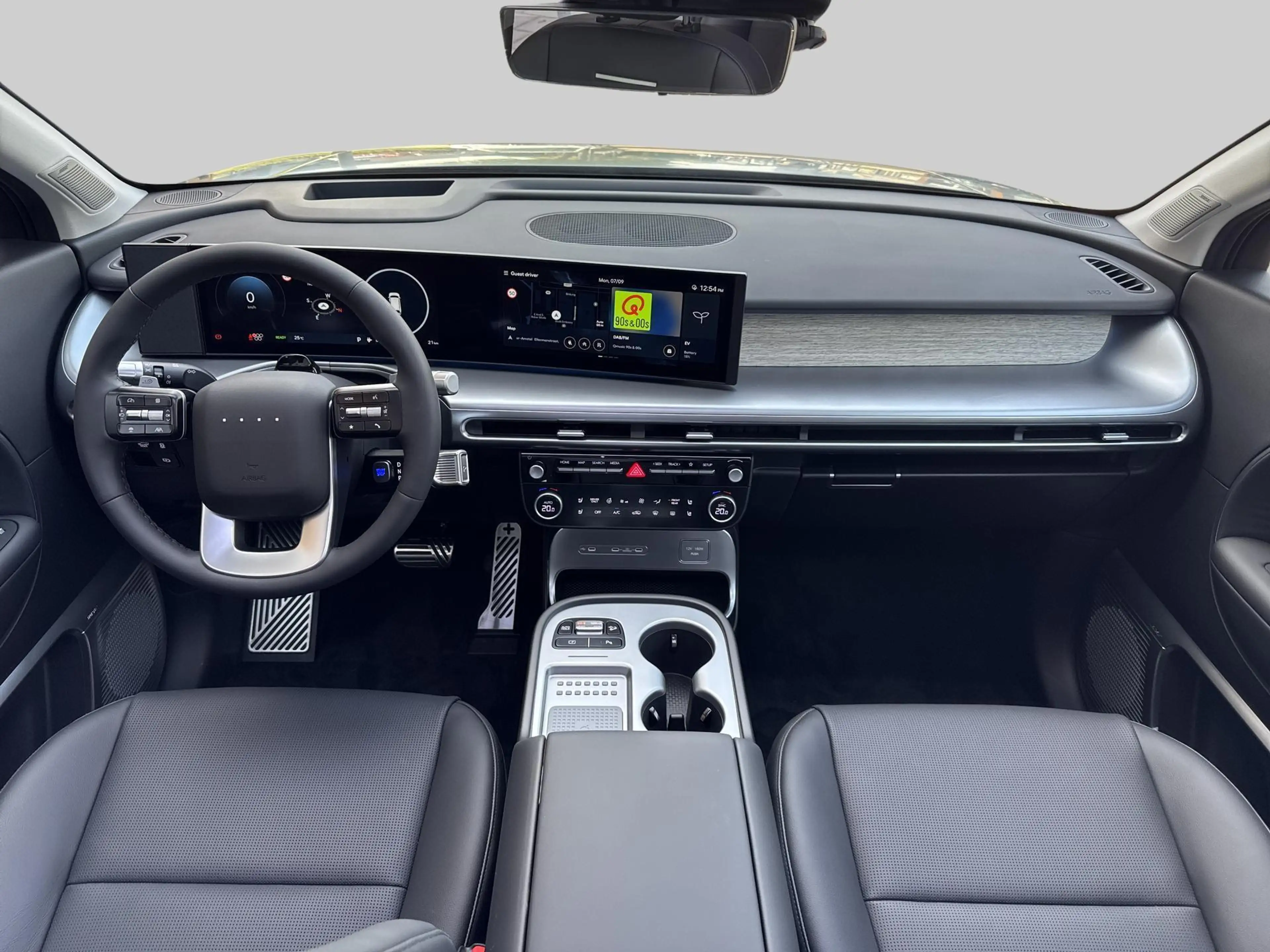 Hyundai IONIQ 9 Connect+ 7p. 110.3 kWh | Achteruitrijcamera | Acti — photo 10