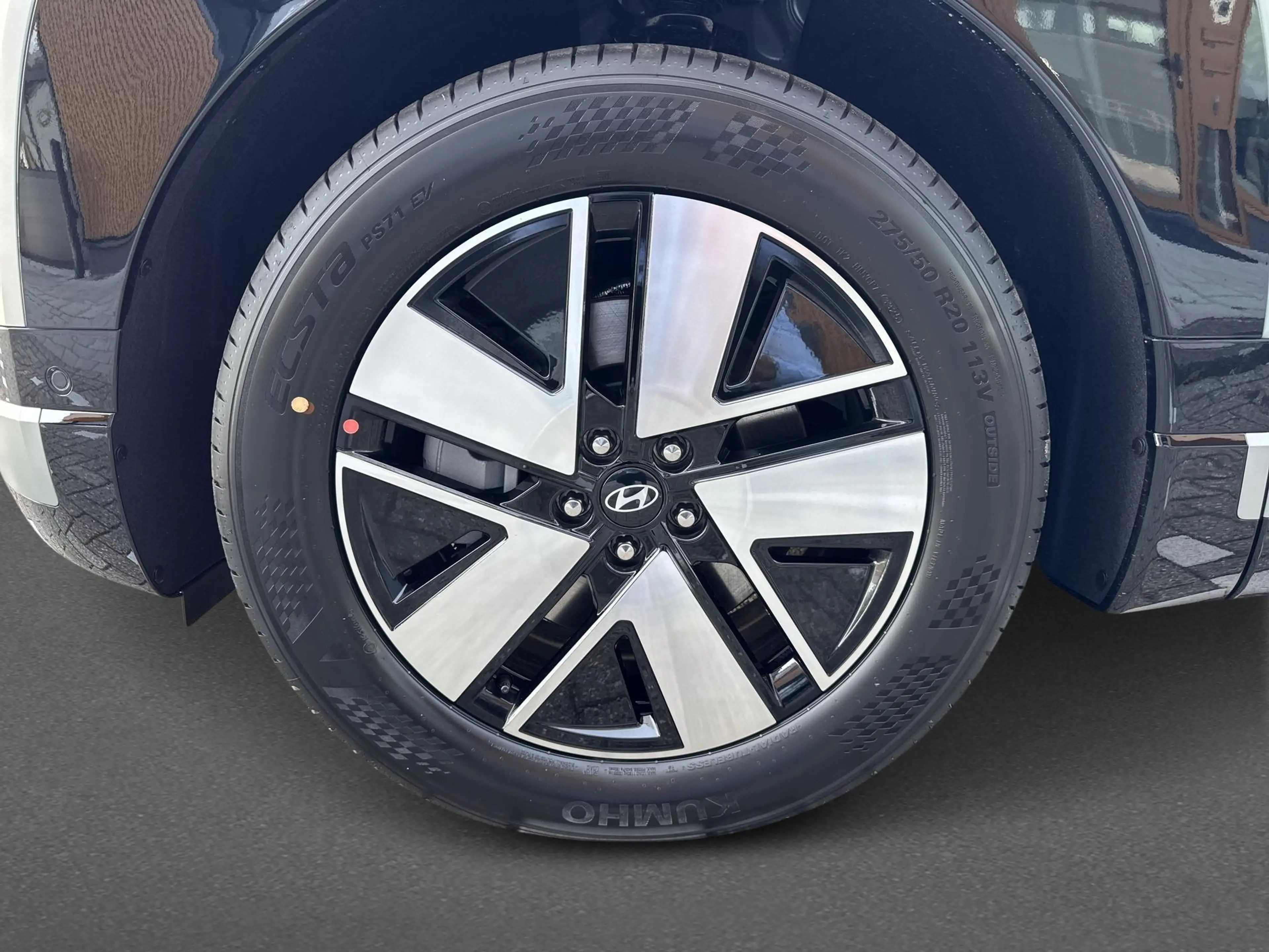 Hyundai IONIQ 9 Connect+ 7p. 110.3 kWh | Achteruitrijcamera | Acti — photo 8