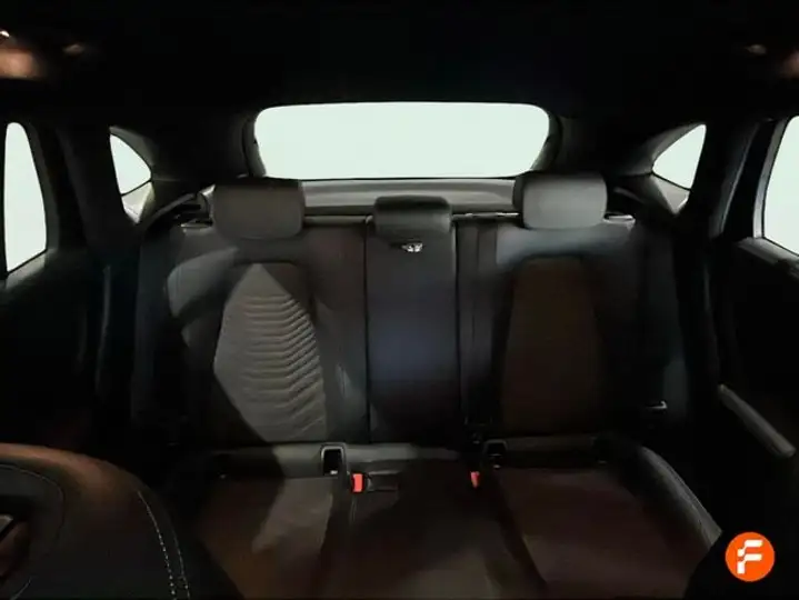 Mercedes-Benz GLA 2023, foto 22