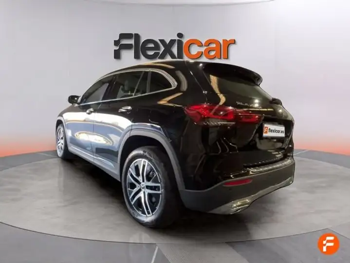 Mercedes-Benz GLA 2023, foto 7