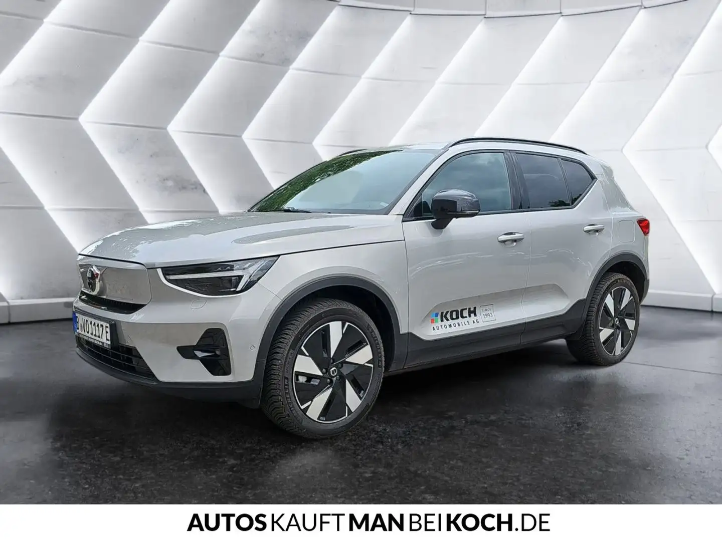 Volvo XC40 Recharge 82 kWh Twin Motor Ultimate Silber - 2