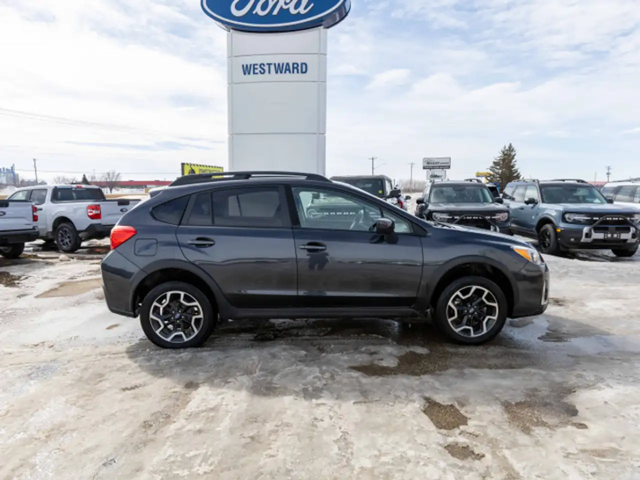 Subaru Crosstrek photo Subaru Crosstrek