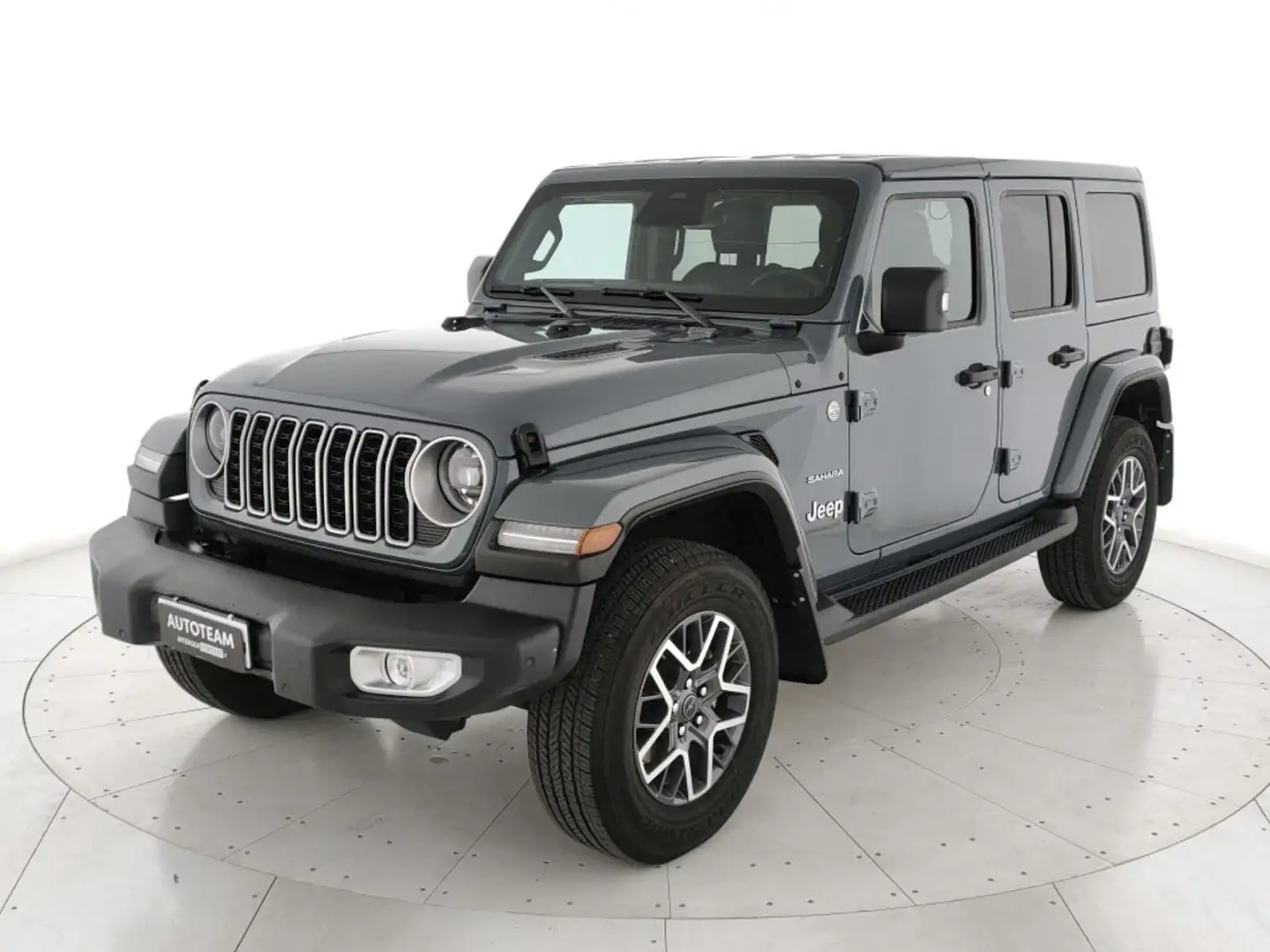 Jeep Wrangler Unlimited 2.0 turbo Sahara auto Grigio - 1