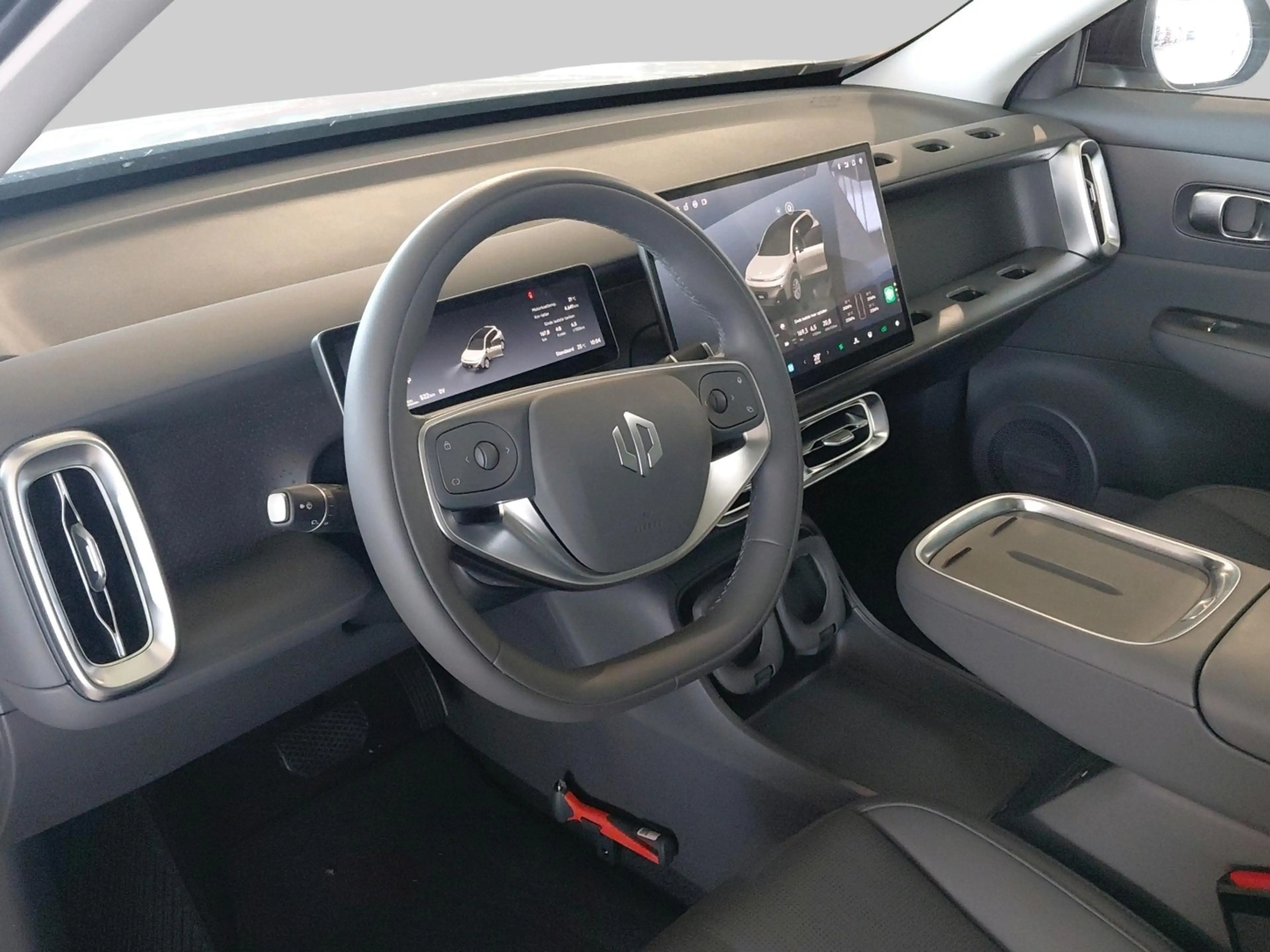 Leapmotor B10 Design Hybrid EV 18.8 kWh — photo 4