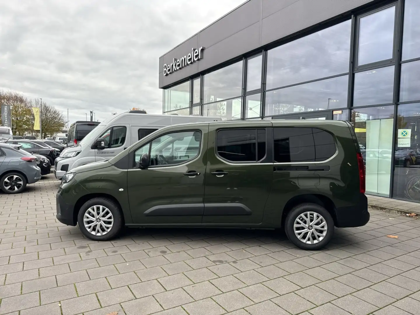 Fiat Doblo Maxi Automatik, 7-Sitzer, Keyless, Kamera Groen - 2