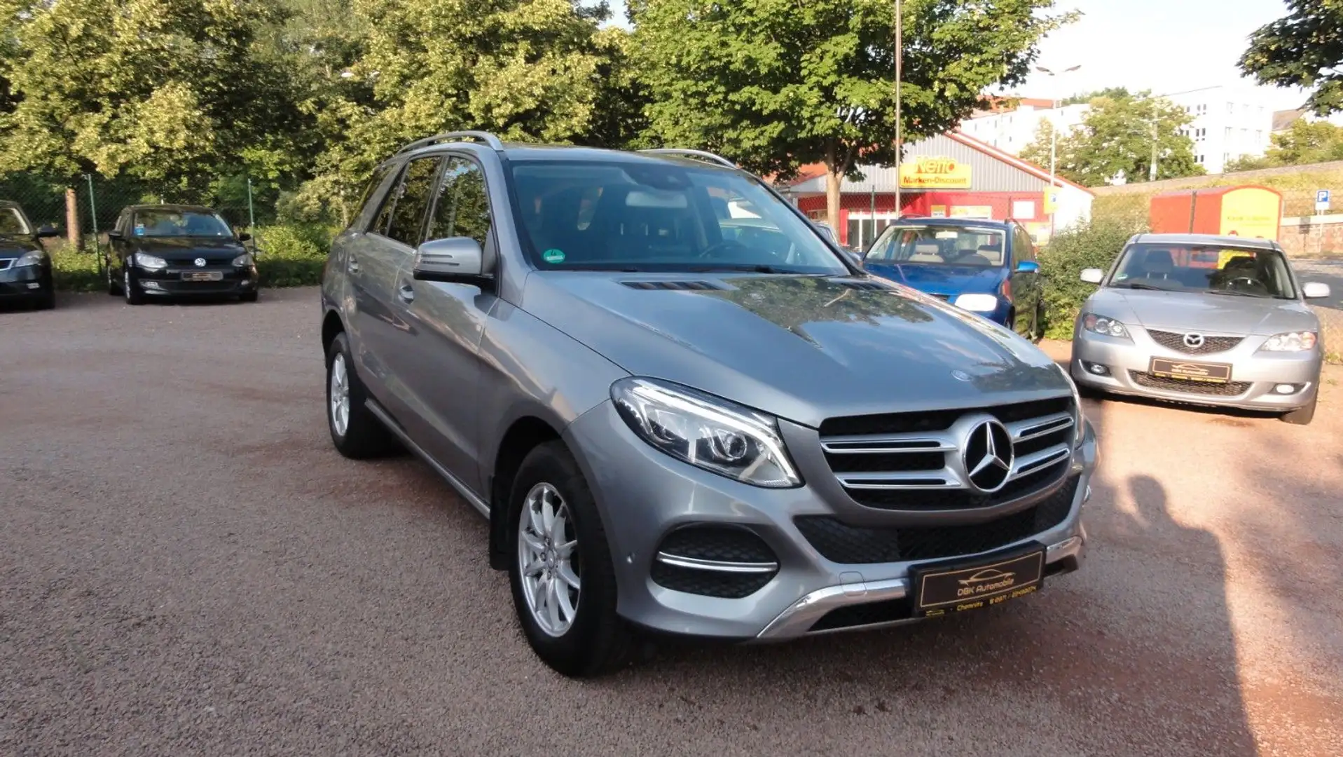 Mercedes-Benz GLE 350 d 4Matic*TopZustand*283TKM*NAVI*SHZ*PDC Silber - 1