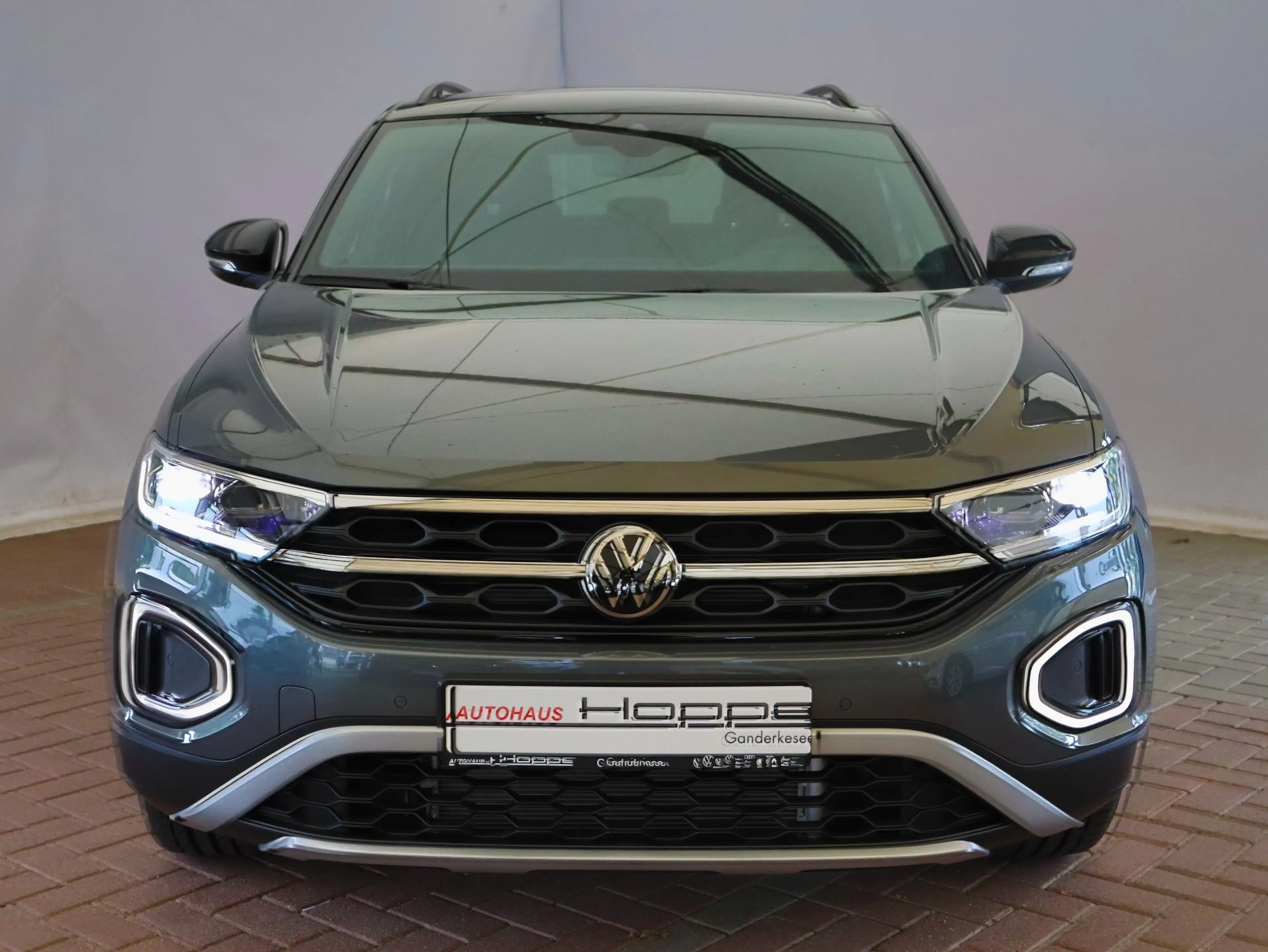 Volkswagen T-Roc Style 2.0TDI DSG+AHK+KAMERA+BLACKSYTL+LED+ACC — photo 15