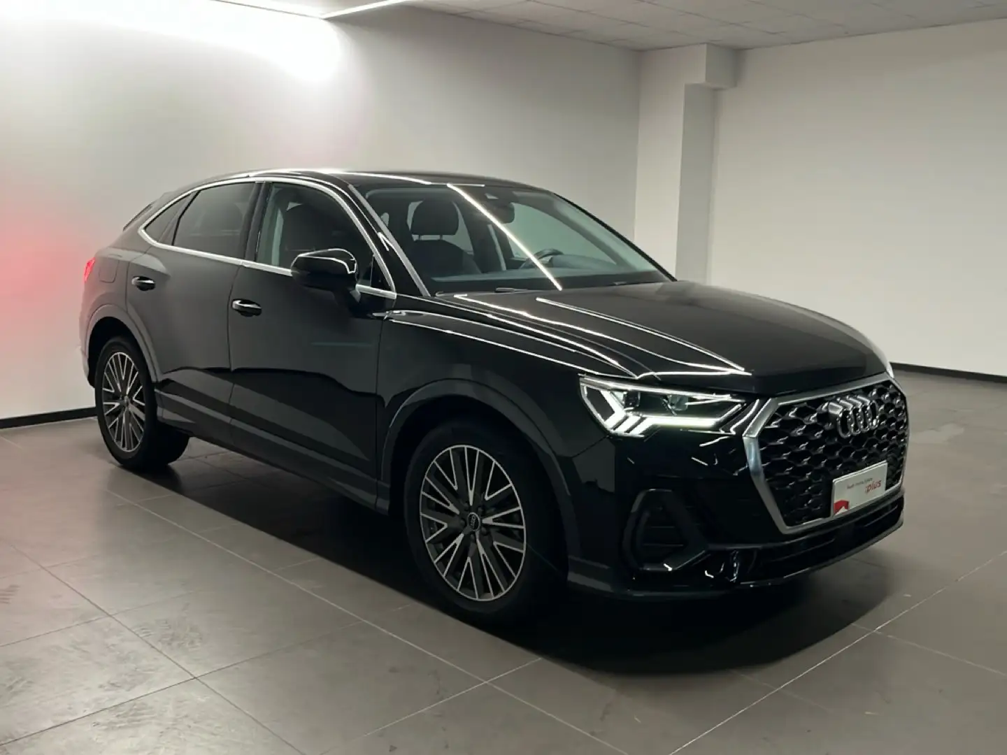 Audi Q3 Audi Sportback Business Plus 35 TDI 110(150) kW(P Zwart - 2