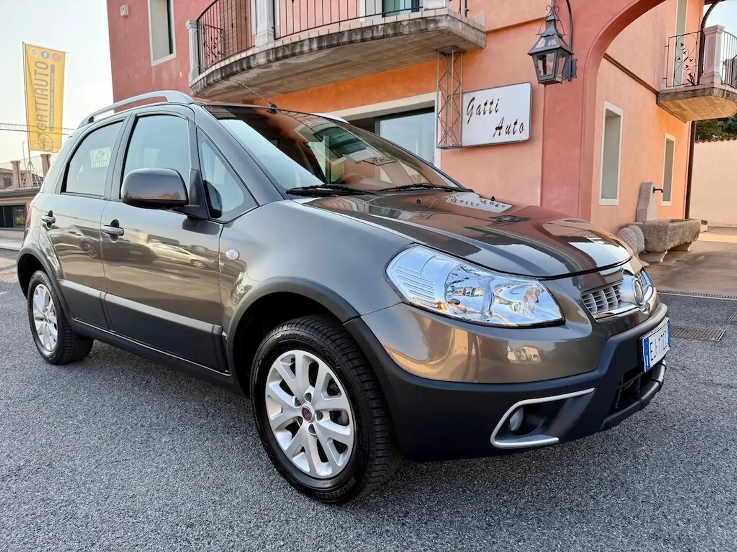 Fiat Sedici 1.6 16V 4x4 Emotion Marrone - 1