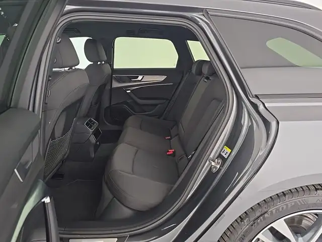 Audi A6 view 12
