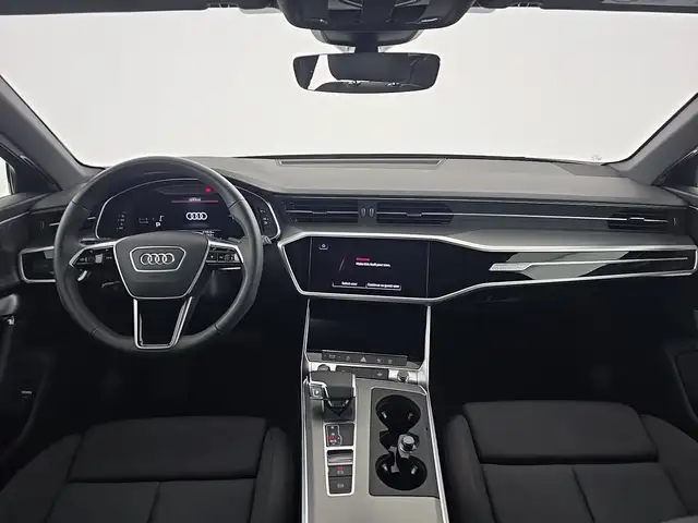 Audi A6 view 13