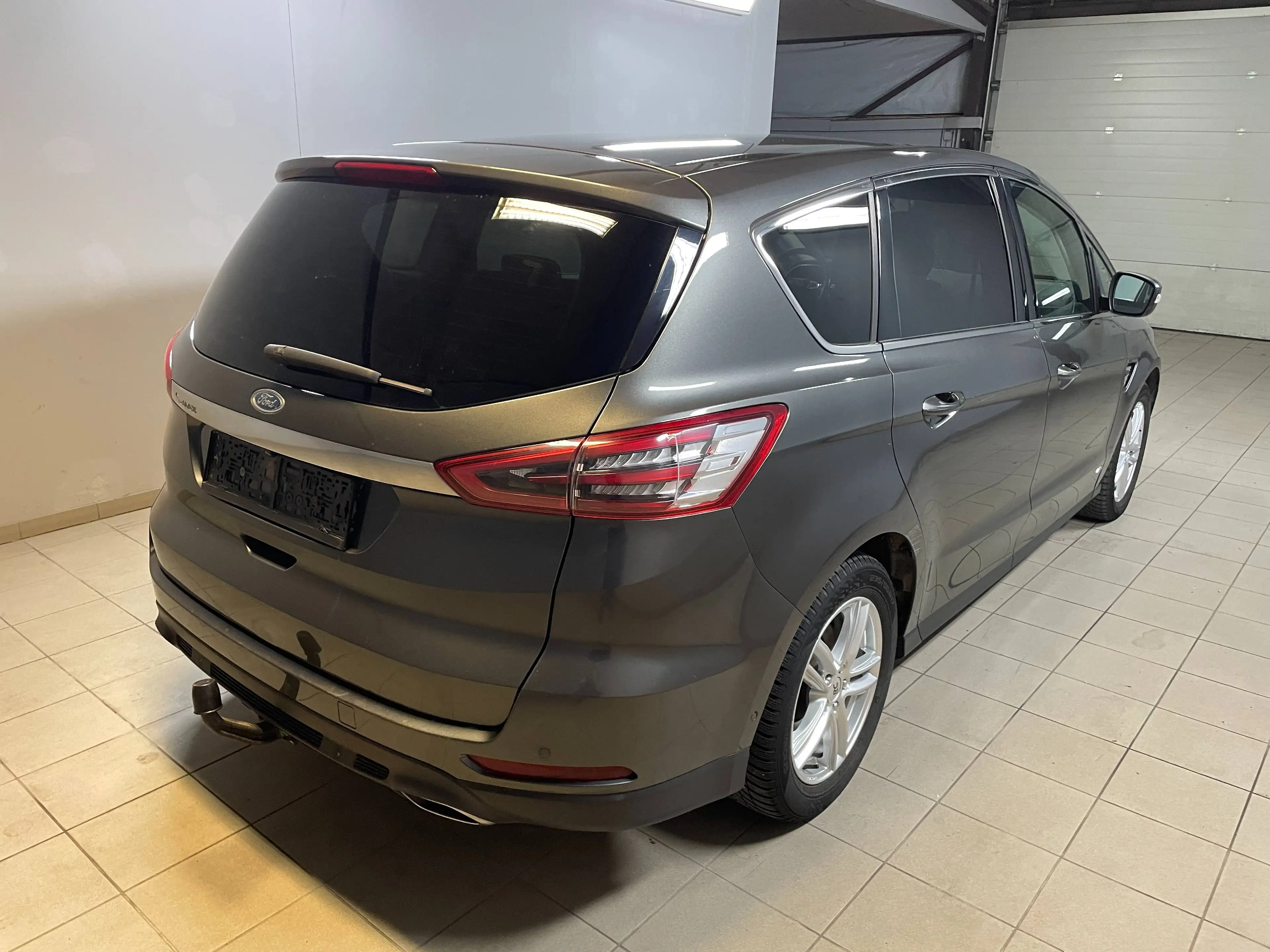 Ford S-Max Titanium AWD | 7 Sitzer! — photo 3