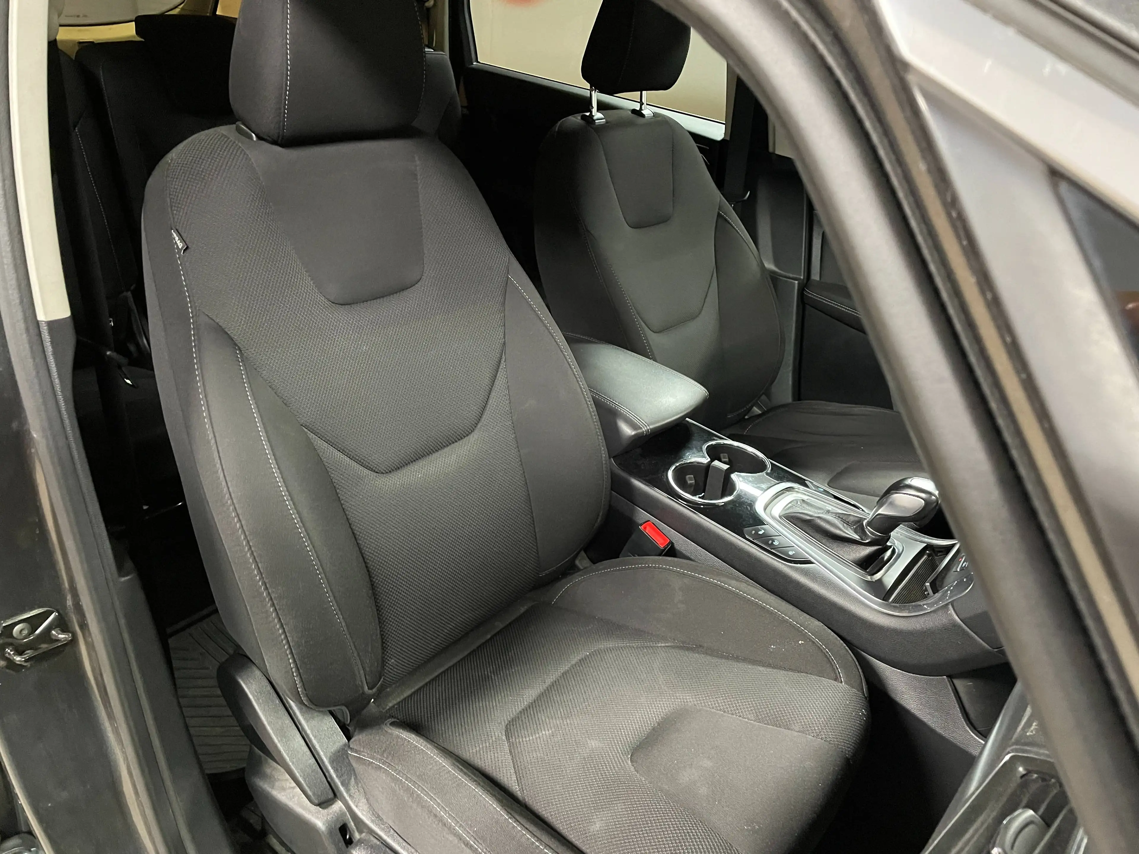 Ford S-Max Titanium AWD | 7 Sitzer! — photo 11