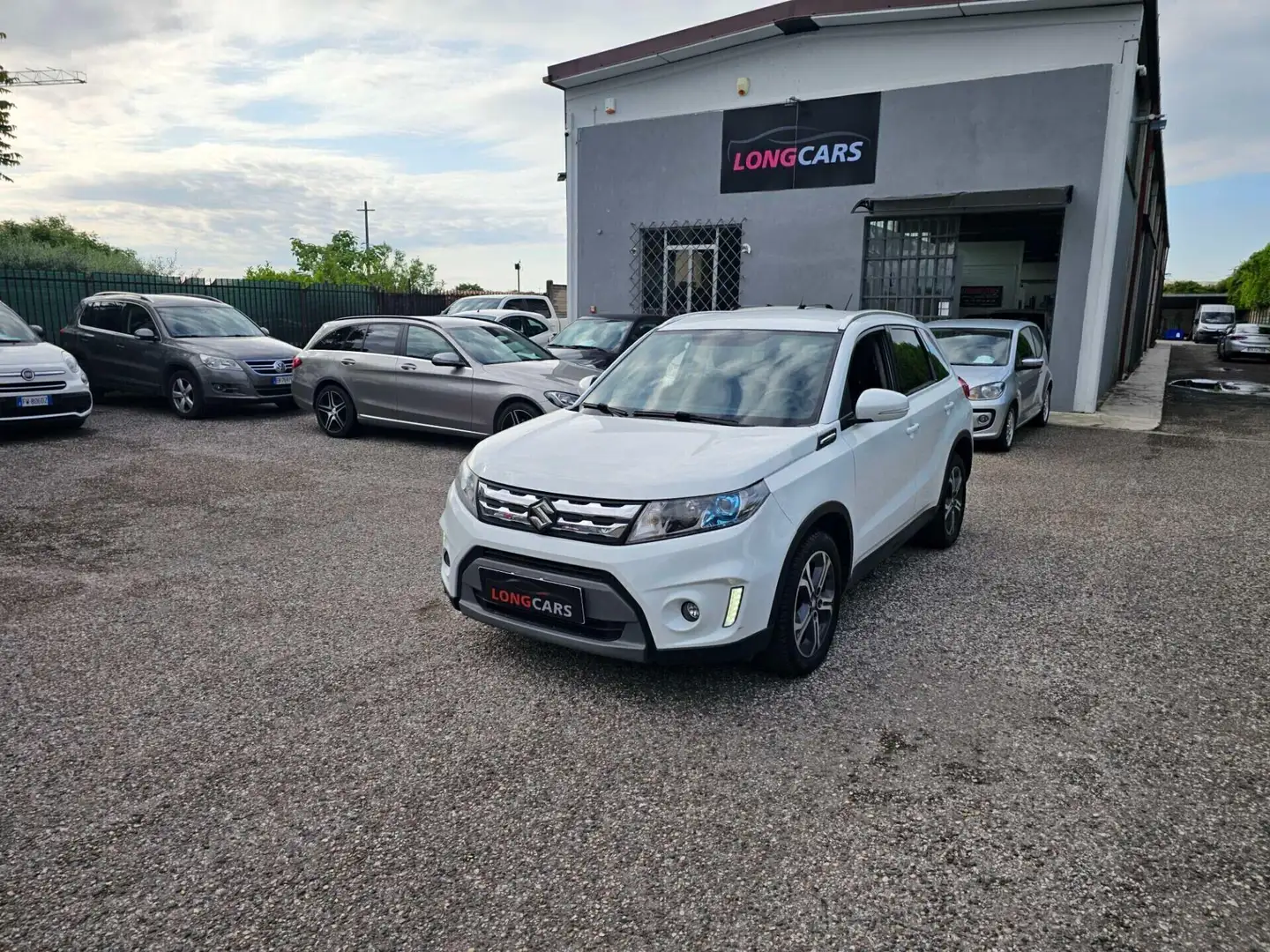 Suzuki Vitara 1.6 DDiS 4WD AllGrip V-Top Blanc - 2