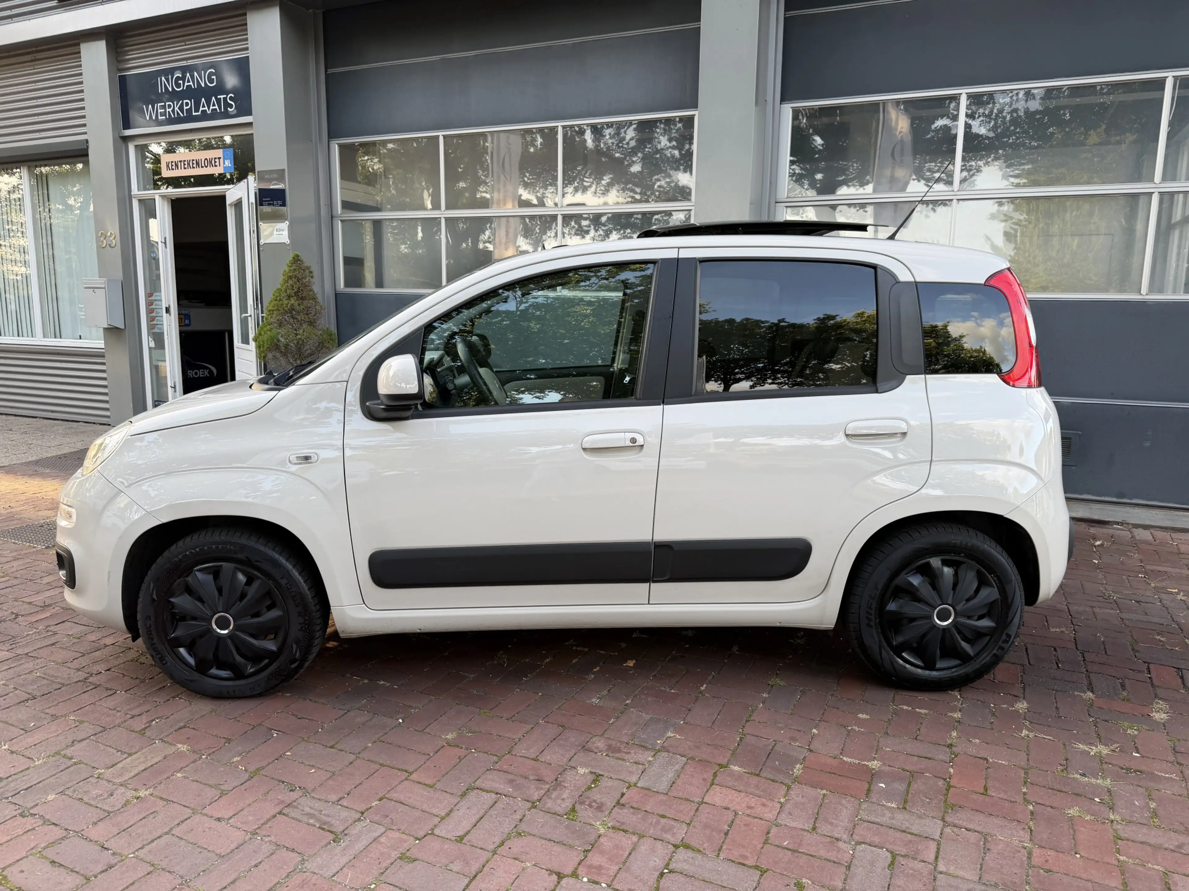 Fiat Panda 0.9 TwinAir Lounge Schuifdak Automaat Bj 2016 Km 1 — photo 5