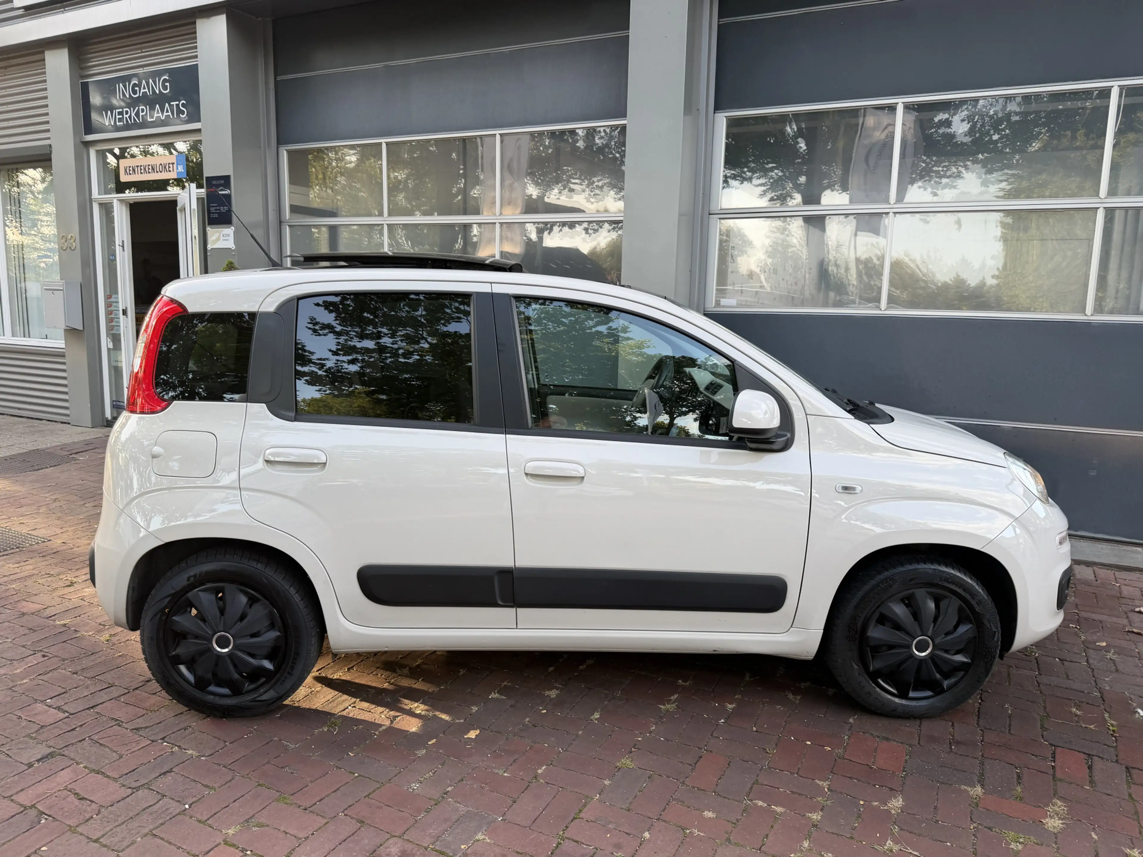 Fiat Panda 0.9 TwinAir Lounge Schuifdak Automaat Bj 2016 Km 1 — photo 6