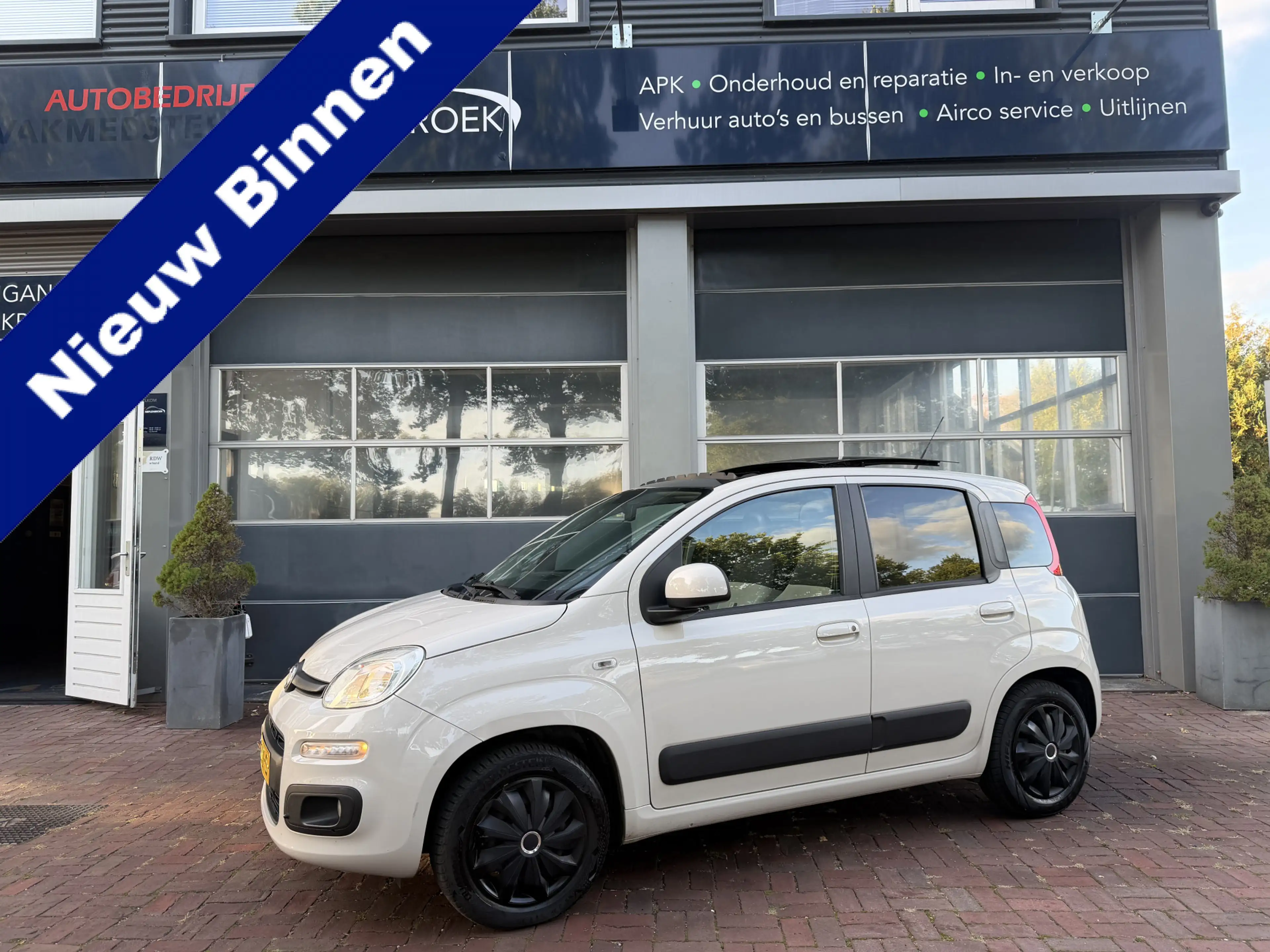 Fiat Panda 0.9 TwinAir Lounge Schuifdak Automaat Bj 2016 Km 1
