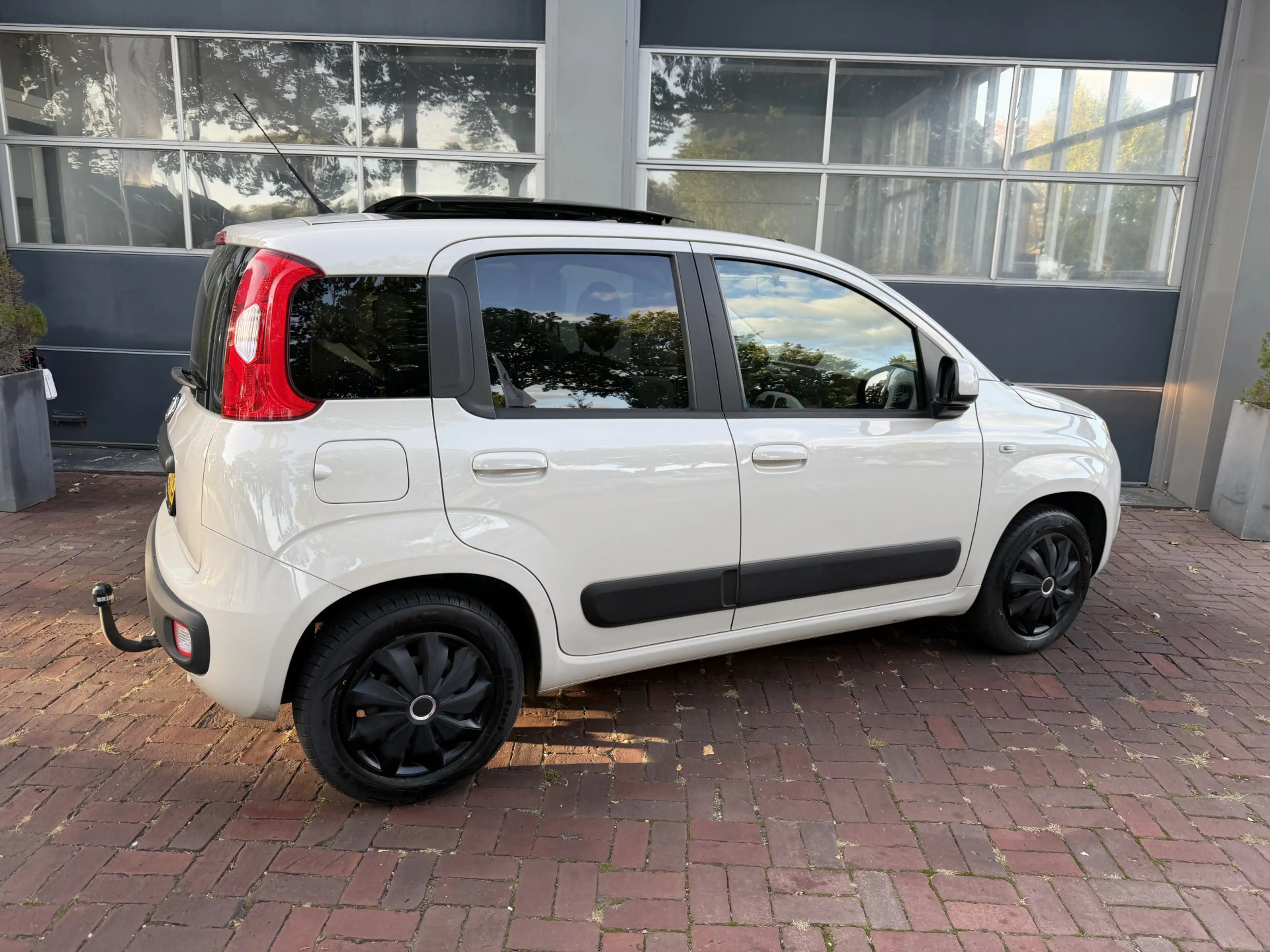 Fiat Panda 0.9 TwinAir Lounge Schuifdak Automaat Bj 2016 Km 1 — photo 2