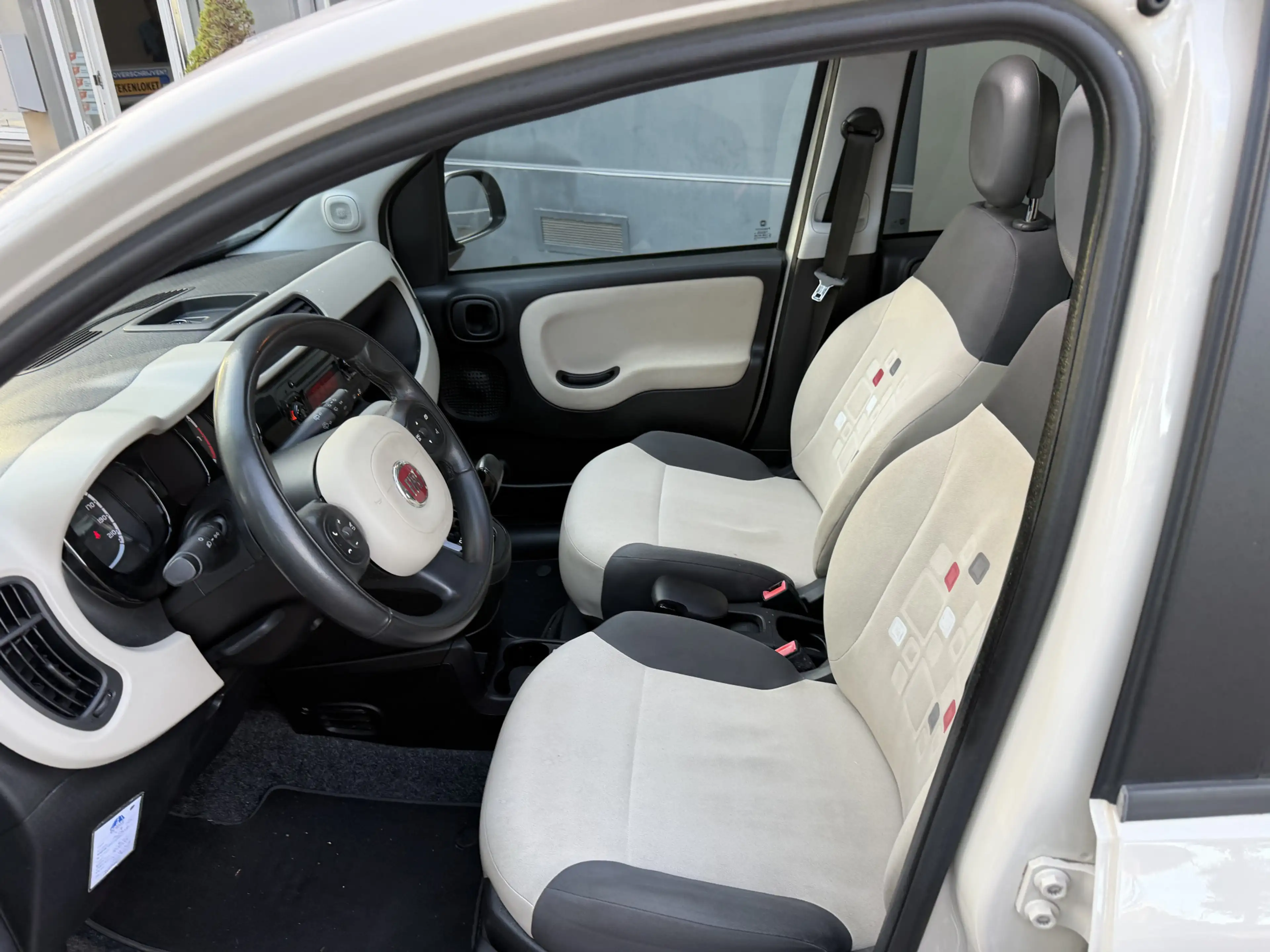 Fiat Panda 0.9 TwinAir Lounge Schuifdak Automaat Bj 2016 Km 1 — photo 7