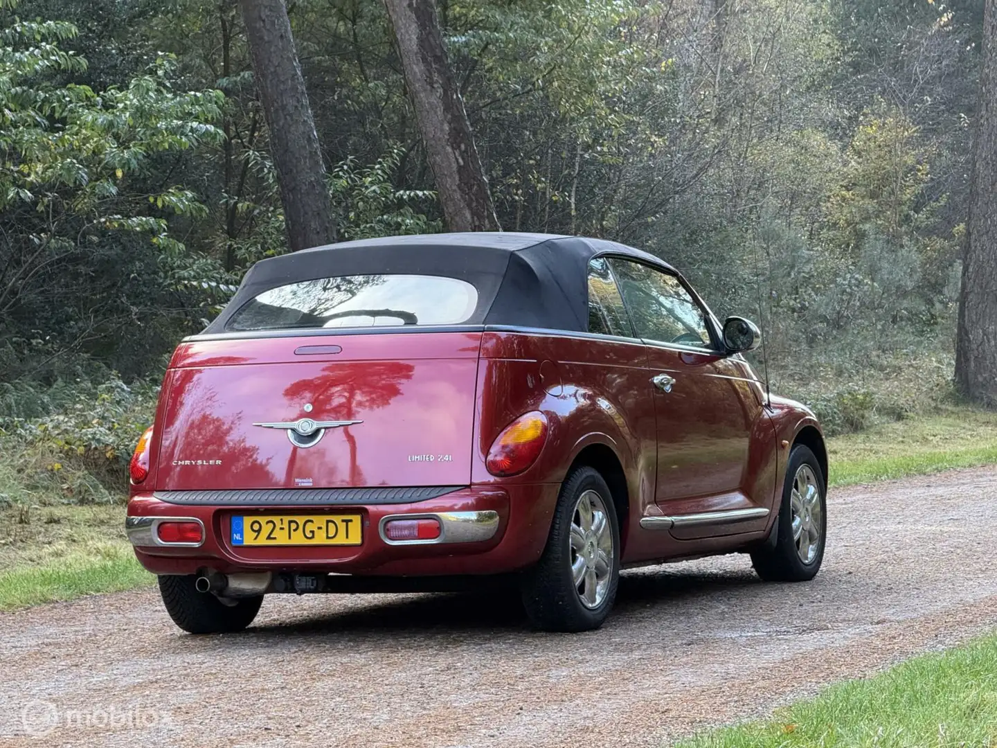 Chrysler PT Cruiser Cabrio 2.4i Limited Rood - 2