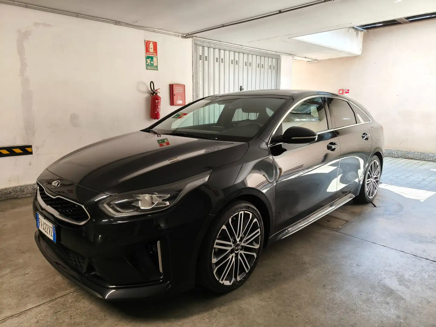 Kia Ceed / cee'd ProCeed 1.6 crdi GT Line Adas Pack 136cv dct Nero - 1