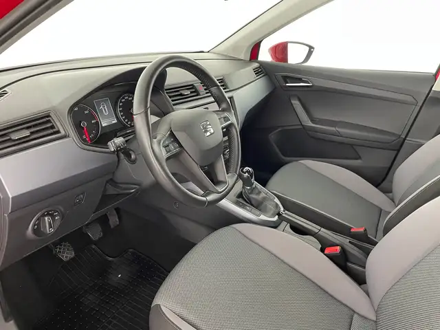 SEAT Arona view 8