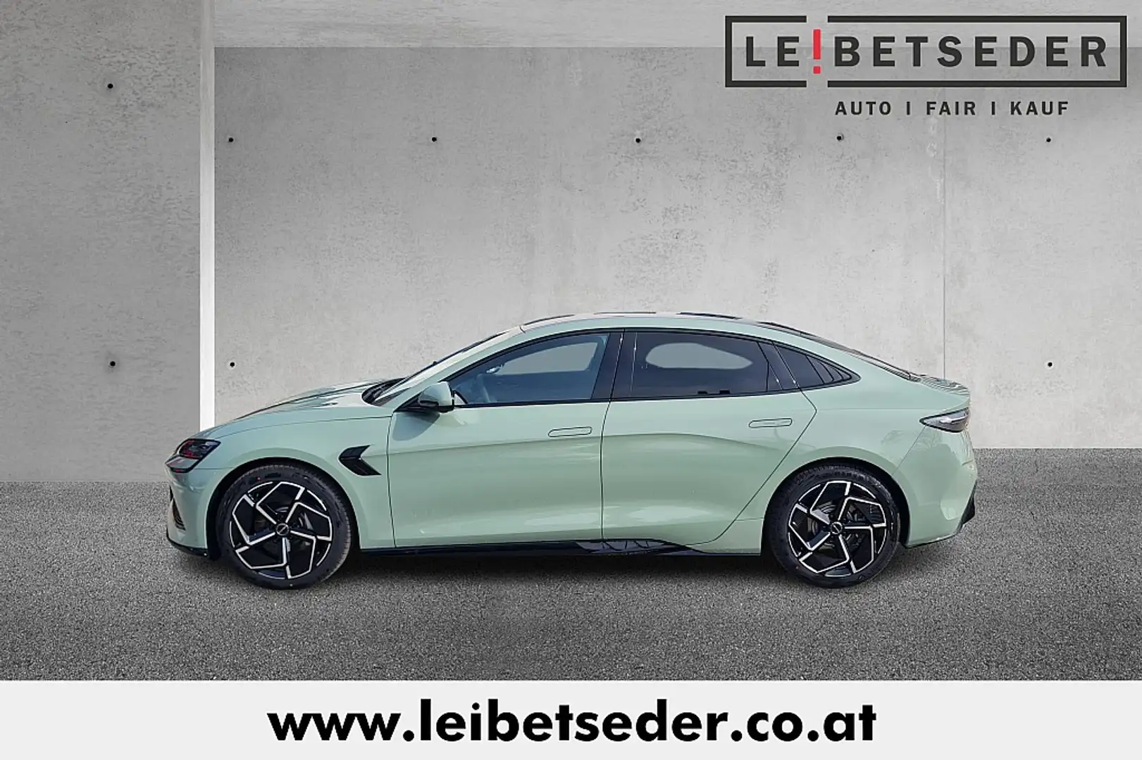 BYD Seal Excellence Osterreich Paket 82,5kWh AWD Grün - 2