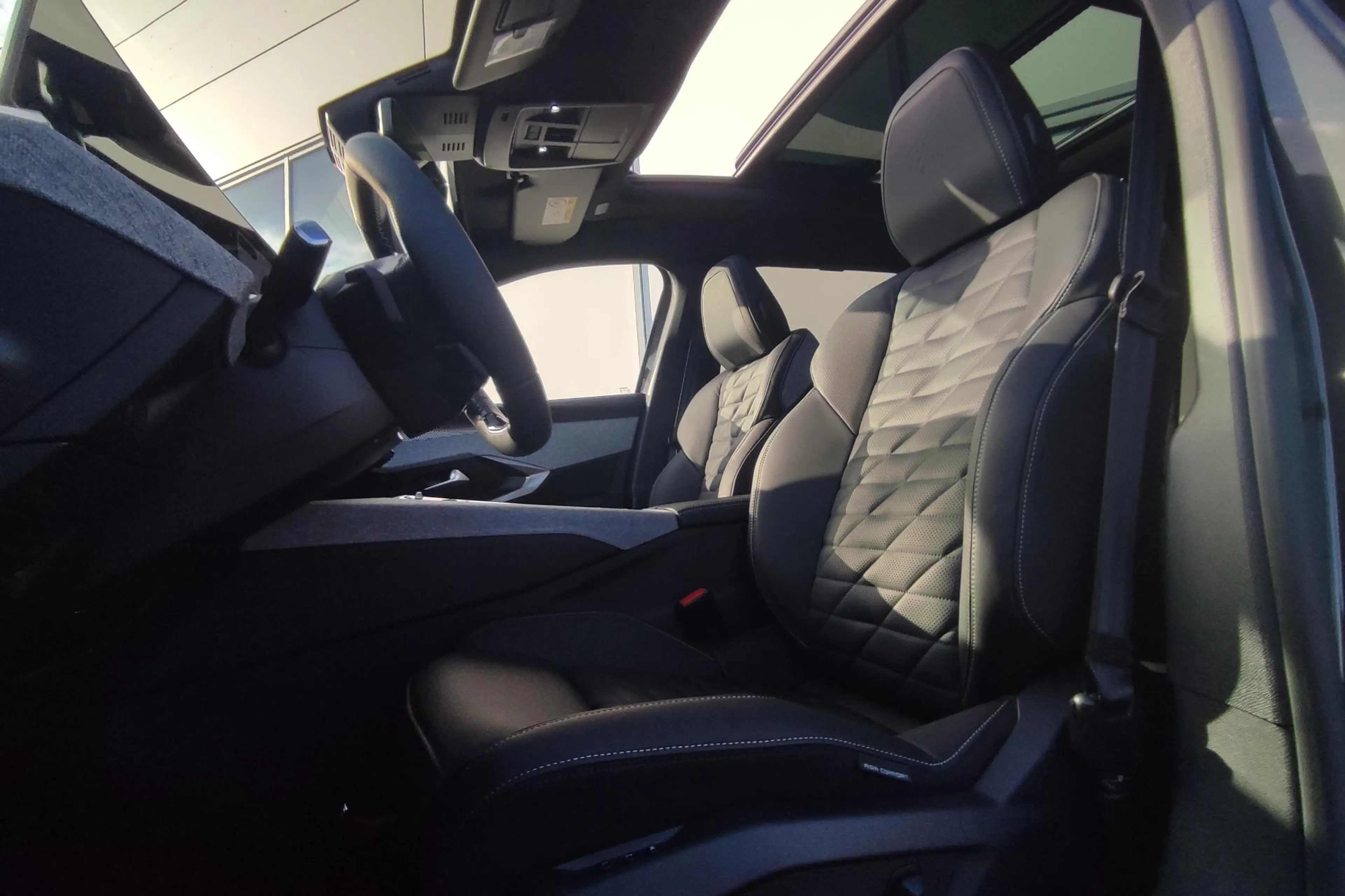 Peugeot 5008 e-5008 GT Exclusive 73 kWh | Lederen bekleding| Na — photo 10