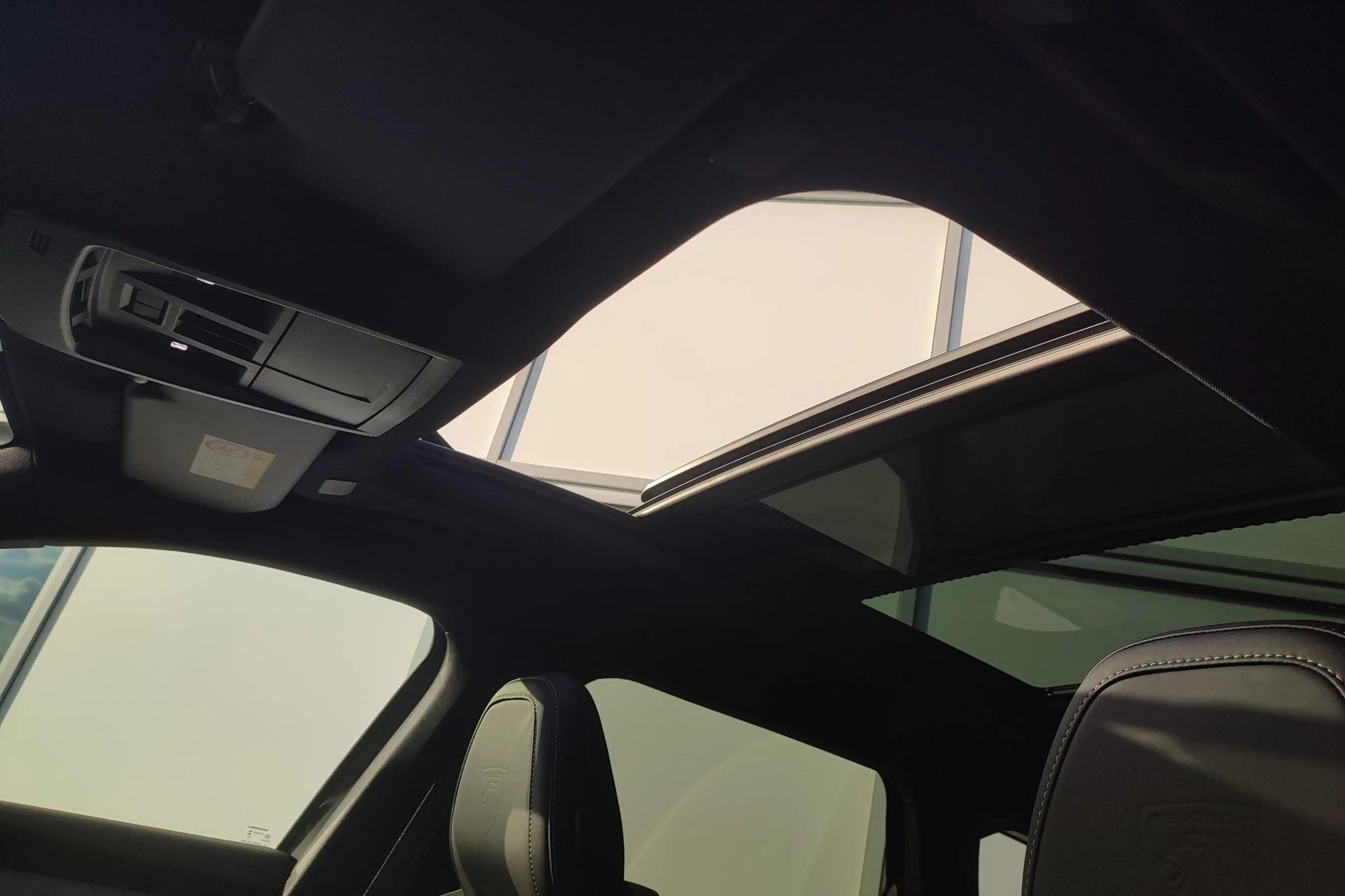 Peugeot 5008 e-5008 GT Exclusive 73 kWh | Lederen bekleding| Na — photo 8
