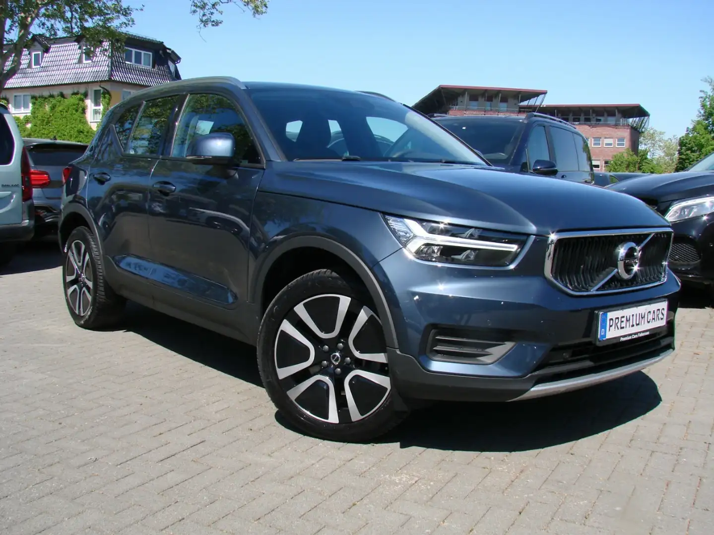 Volvo XC40 AWD Momentum Pro Navi LED Kamera Blu/Azzurro - 1