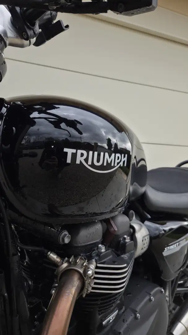 Triumph Street Twin - 2