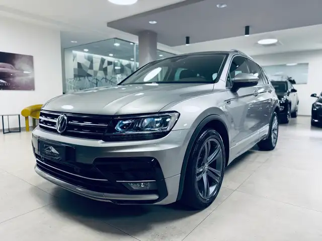 Volkswagen Tiguan 1.6 tdi R-Line 115cv