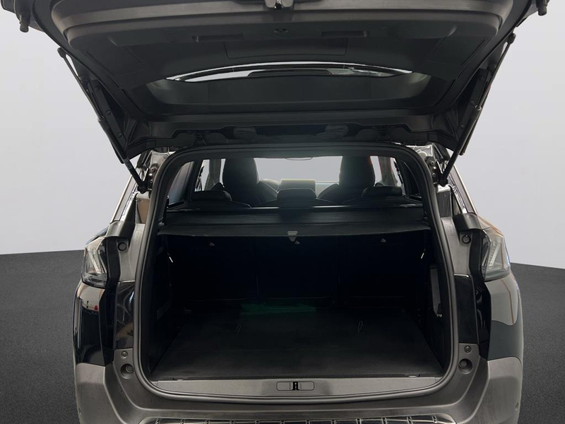 Peugeot 5008 1.2 Hybrid 136 GT — photo 6