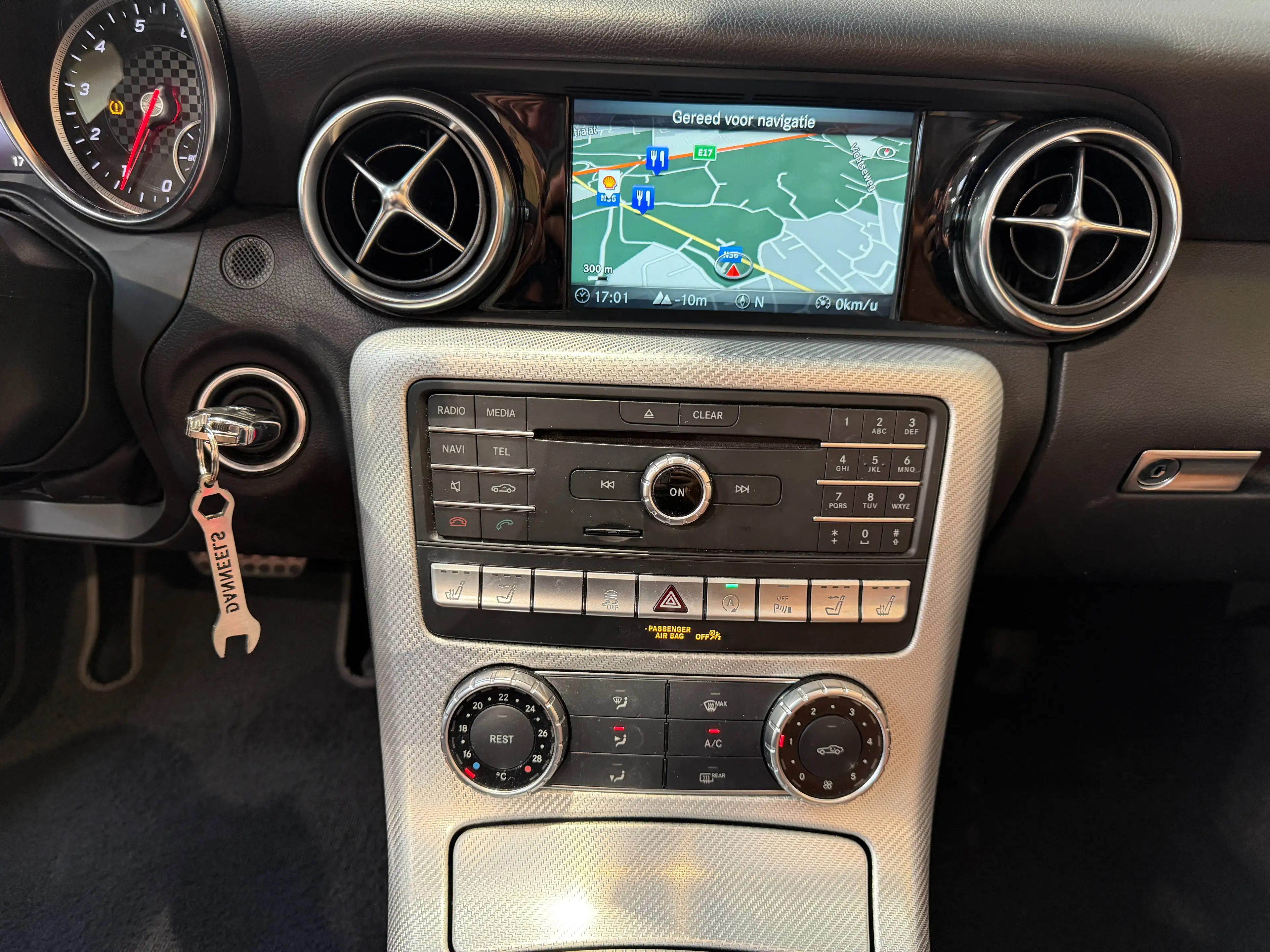 Mercedes-Benz SLC 180 SLC 180 AMG AIRSCRAF DODEHOEK CAMERA+PTS NAVI PRACHTIGE KLEURENCOMBINATIE — photo 13