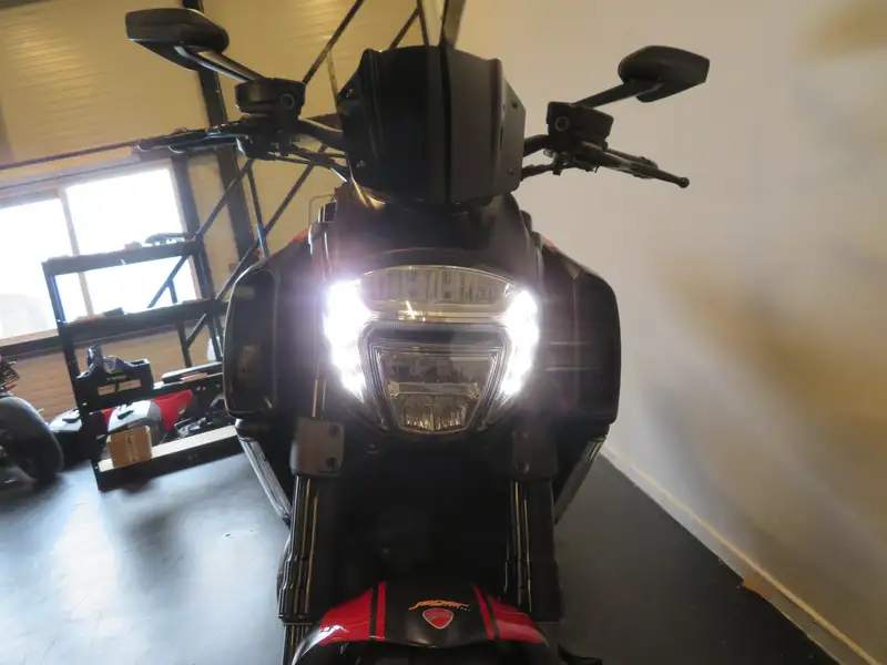 Ducati Diavel - foto 4