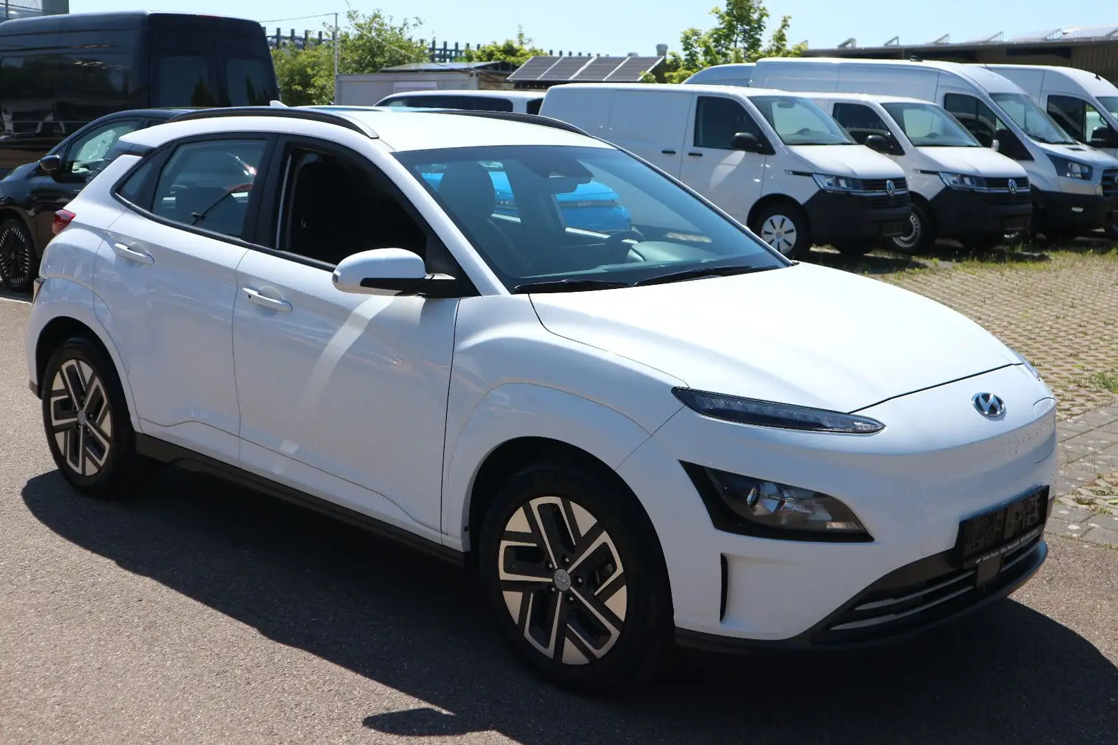 Hyundai KONA Select Elektro 64kWh Kamera PDC Weiß - 2